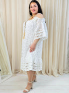 Sukienka plus size koronkowa boho z falbaną Stylowa XL