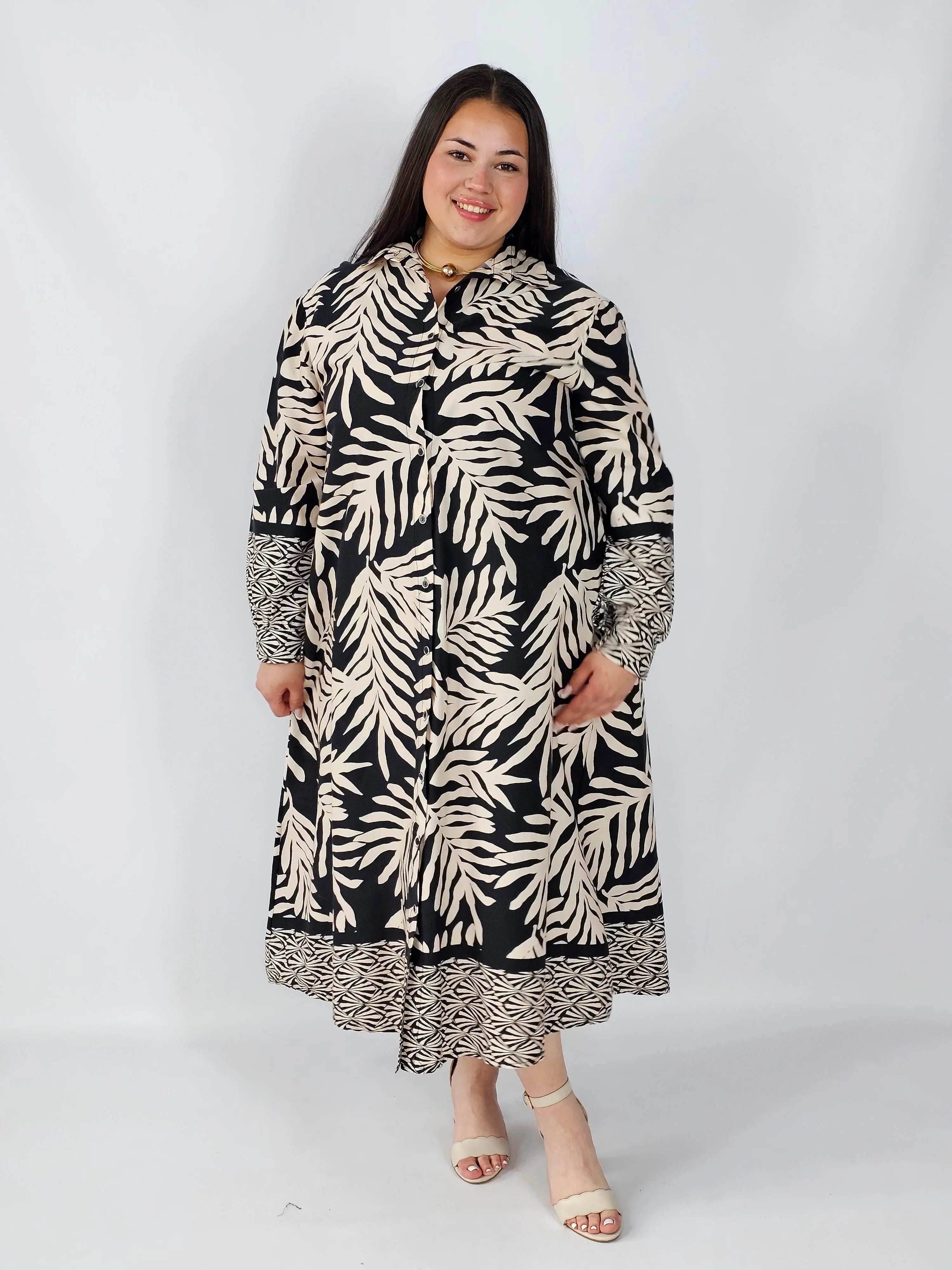 Sukienka plus size koszulowa midi – lekka, stylowa i ponadczasowa Stylowa XL