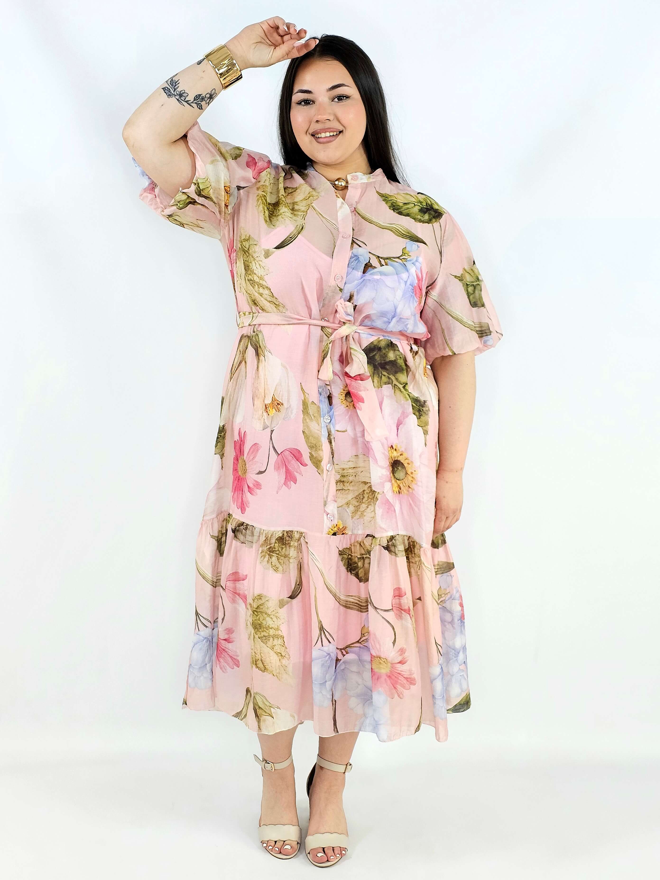 Sukienka plus size koszulowa w kwiaty XXL – elegancja i lekkość na komunię i wesele Stylowa XL