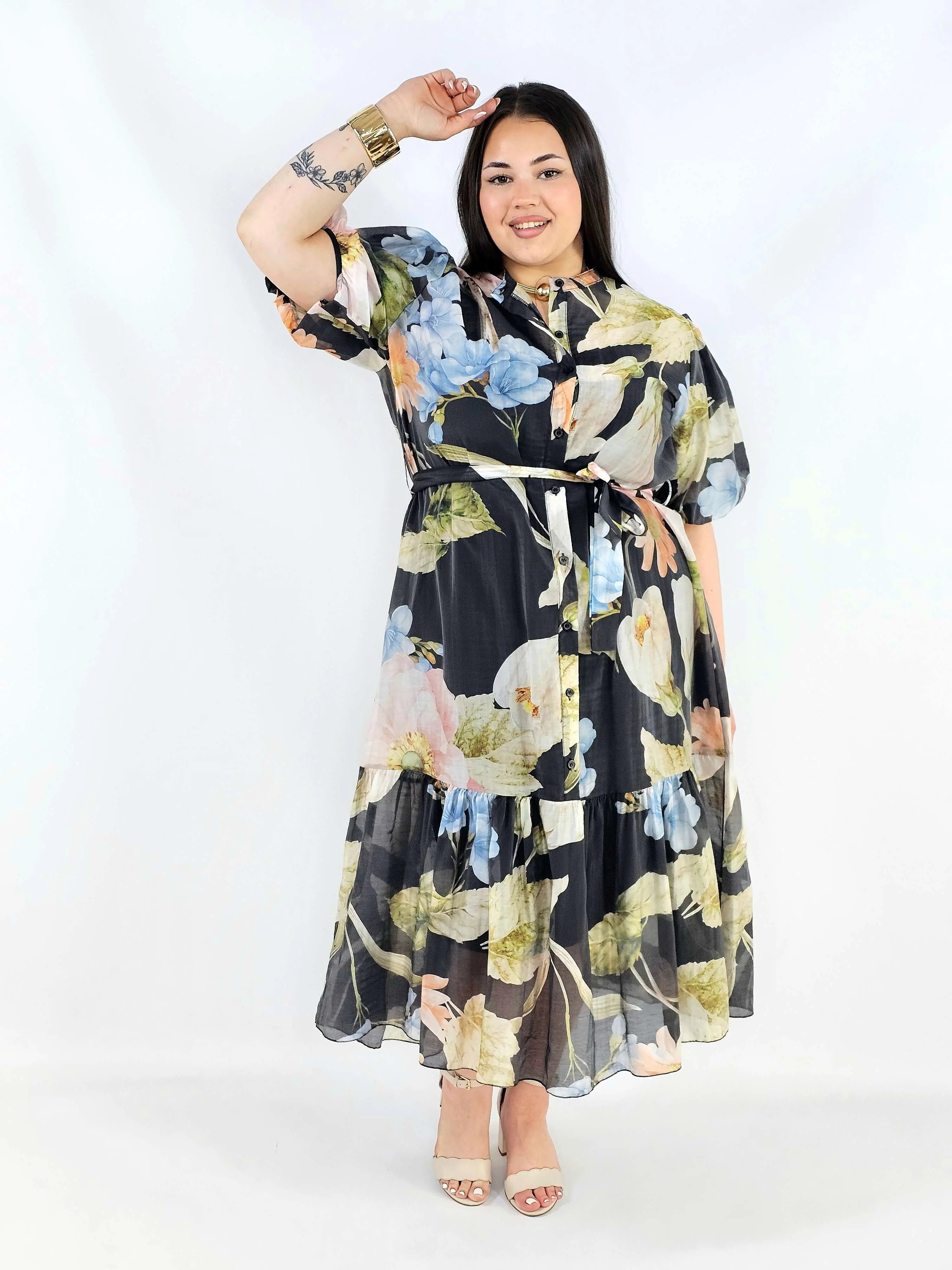 Sukienka plus size koszulowa w kwiaty XXL – elegancja i lekkość na komunię i wesele Stylowa XL