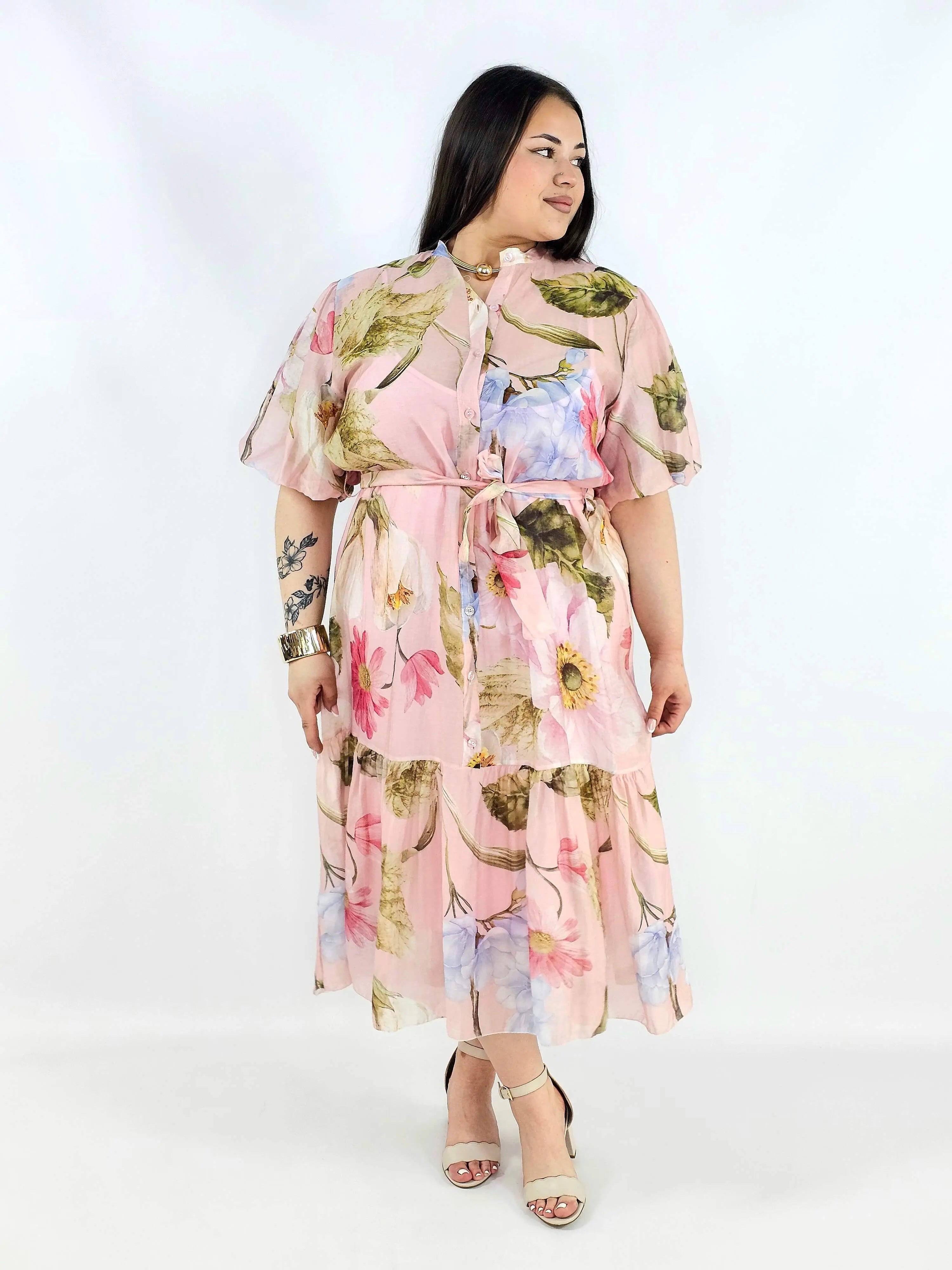 Sukienka plus size koszulowa w kwiaty XXL – elegancja i lekkość na komunię i wesele Stylowa XL