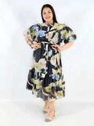 Sukienka plus size koszulowa w kwiaty XXL – elegancja i lekkość na komunię i wesele Stylowa XL
