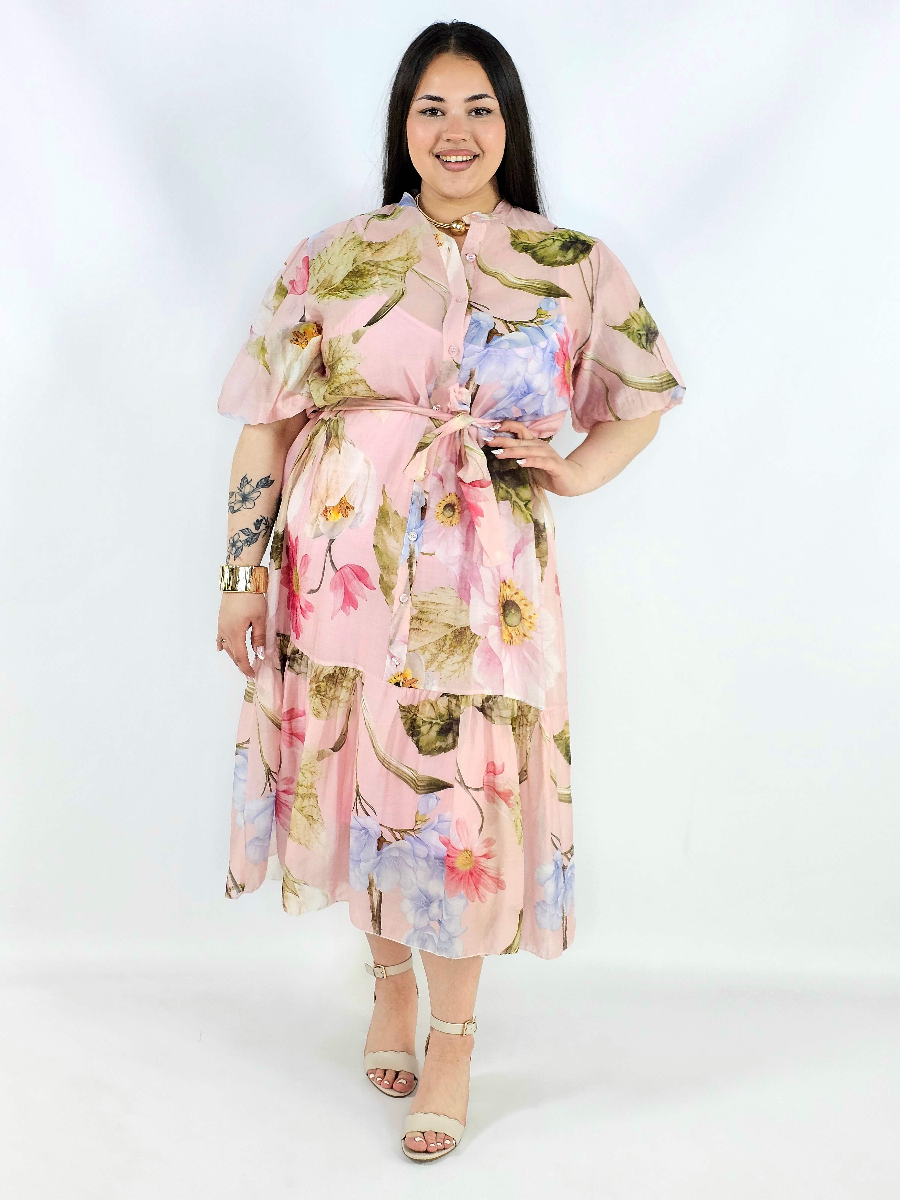 Sukienka plus size koszulowa w kwiaty XXL – elegancja i lekkość na komunię i wesele Stylowa XL