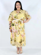 Sukienka plus size koszulowa w kwiaty XXL – elegancja i lekkość na komunię i wesele Stylowa XL