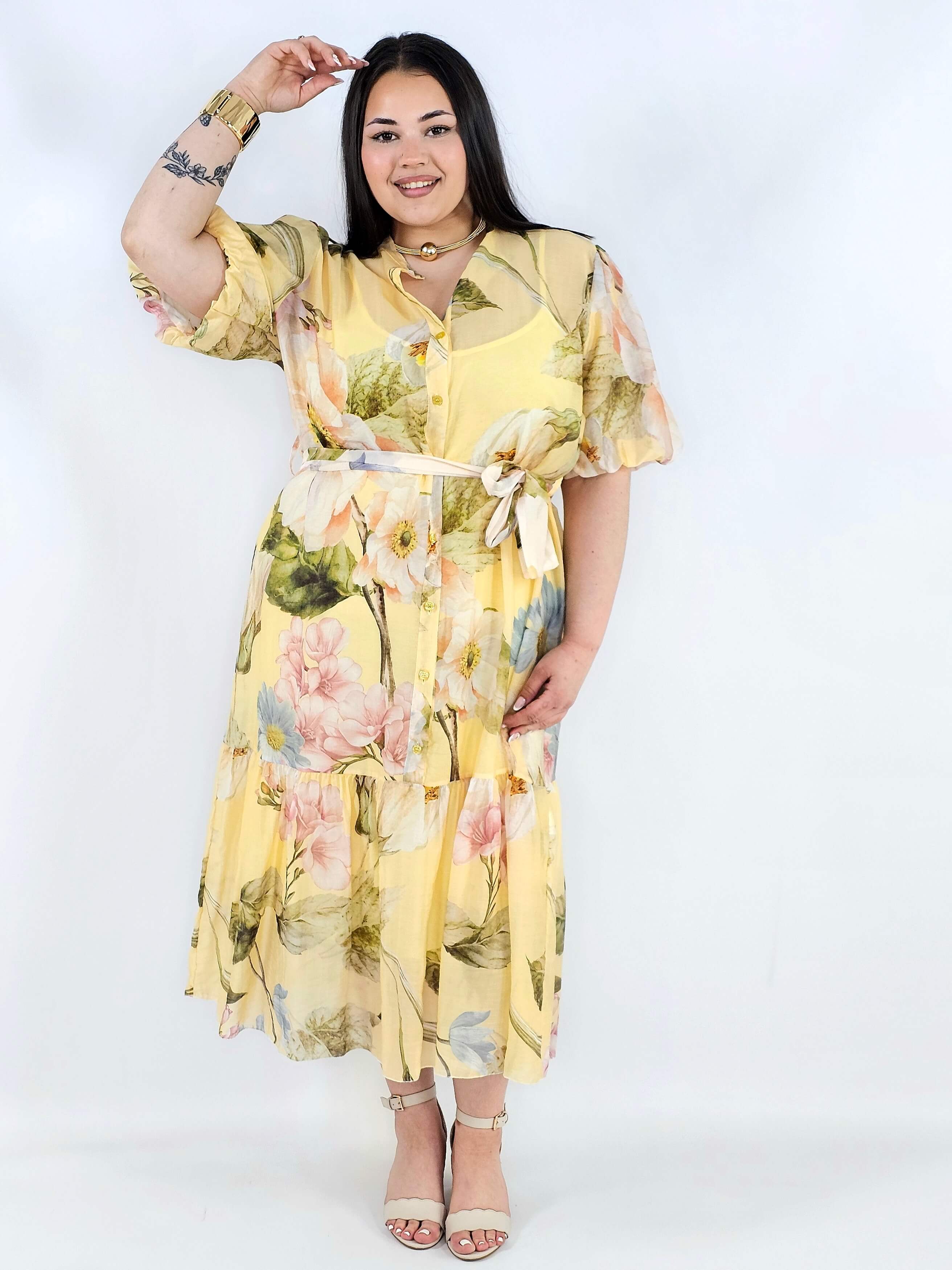 Sukienka plus size koszulowa w kwiaty XXL – elegancja i lekkość na komunię i wesele Stylowa XL