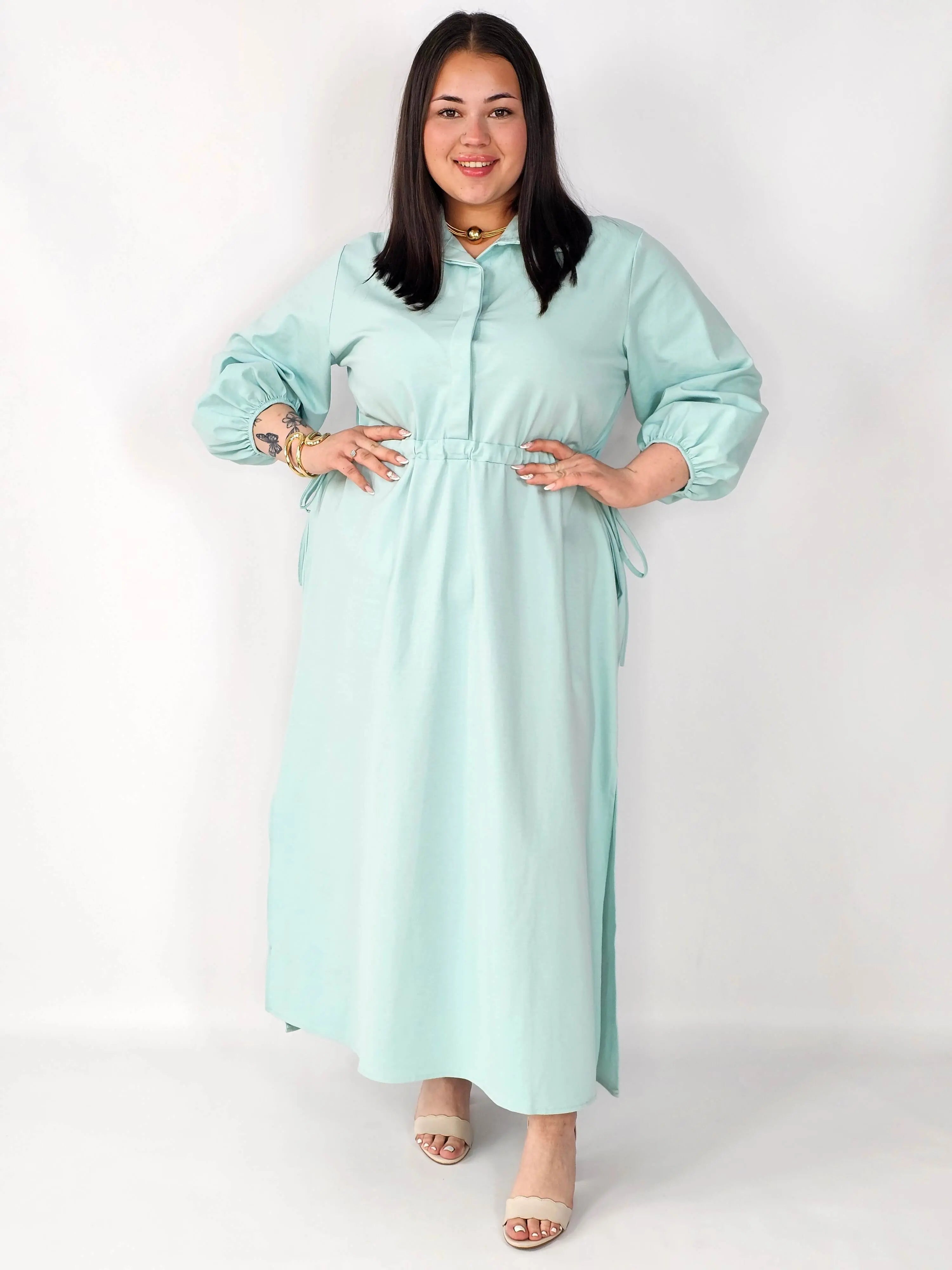 Sukienka plus size koszulowa z wiązaniem – wygodna elegancja XXL Stylowa XL