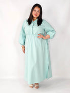 Sukienka plus size koszulowa z wiązaniem – wygodna elegancja XXL Stylowa XL