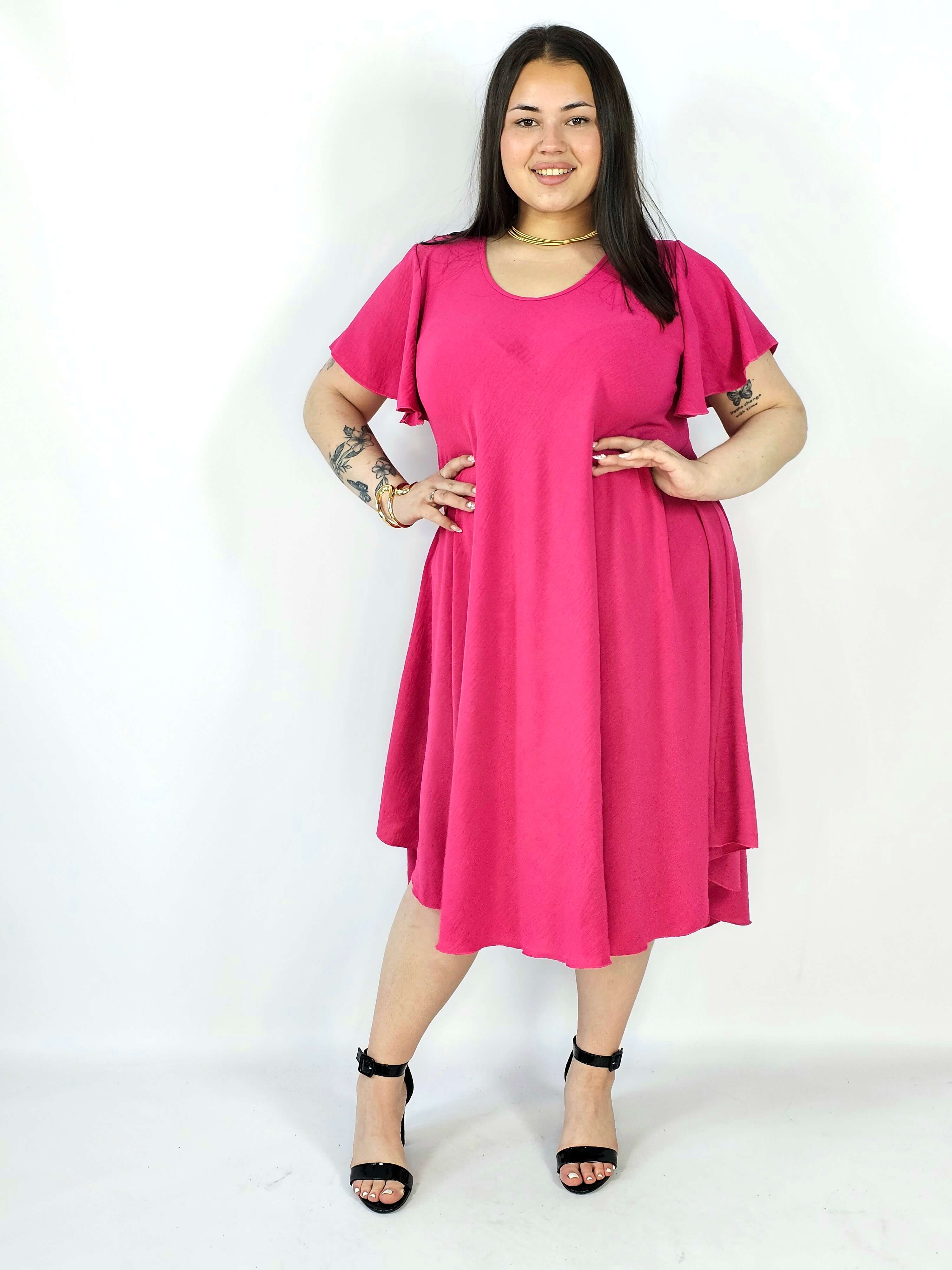 Sukienka plus size kreszowana – lekka, wygodna i stylowa XXL Stylowa XL