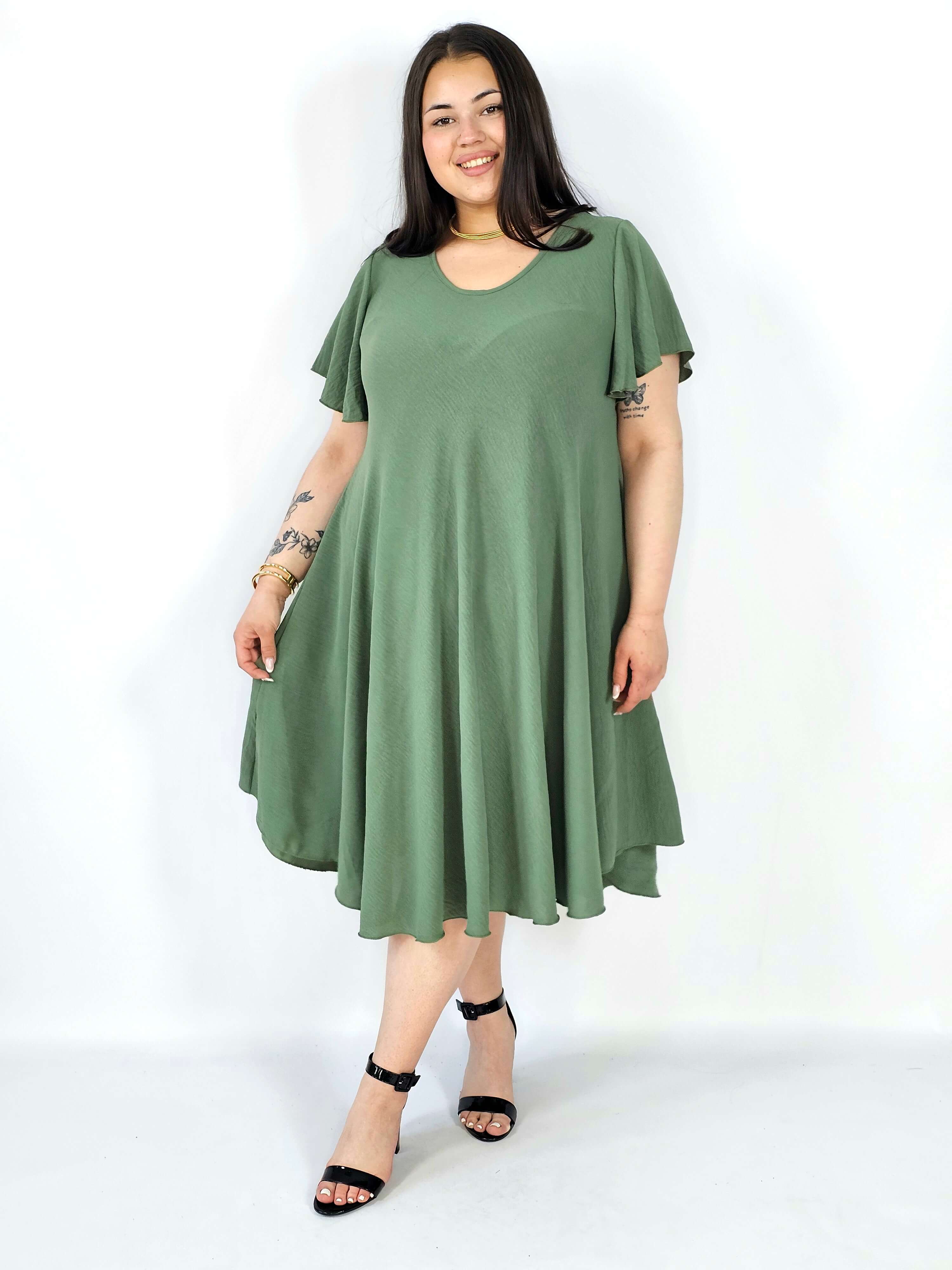 Sukienka plus size kreszowana – lekka, wygodna i stylowa XXL Stylowa XL