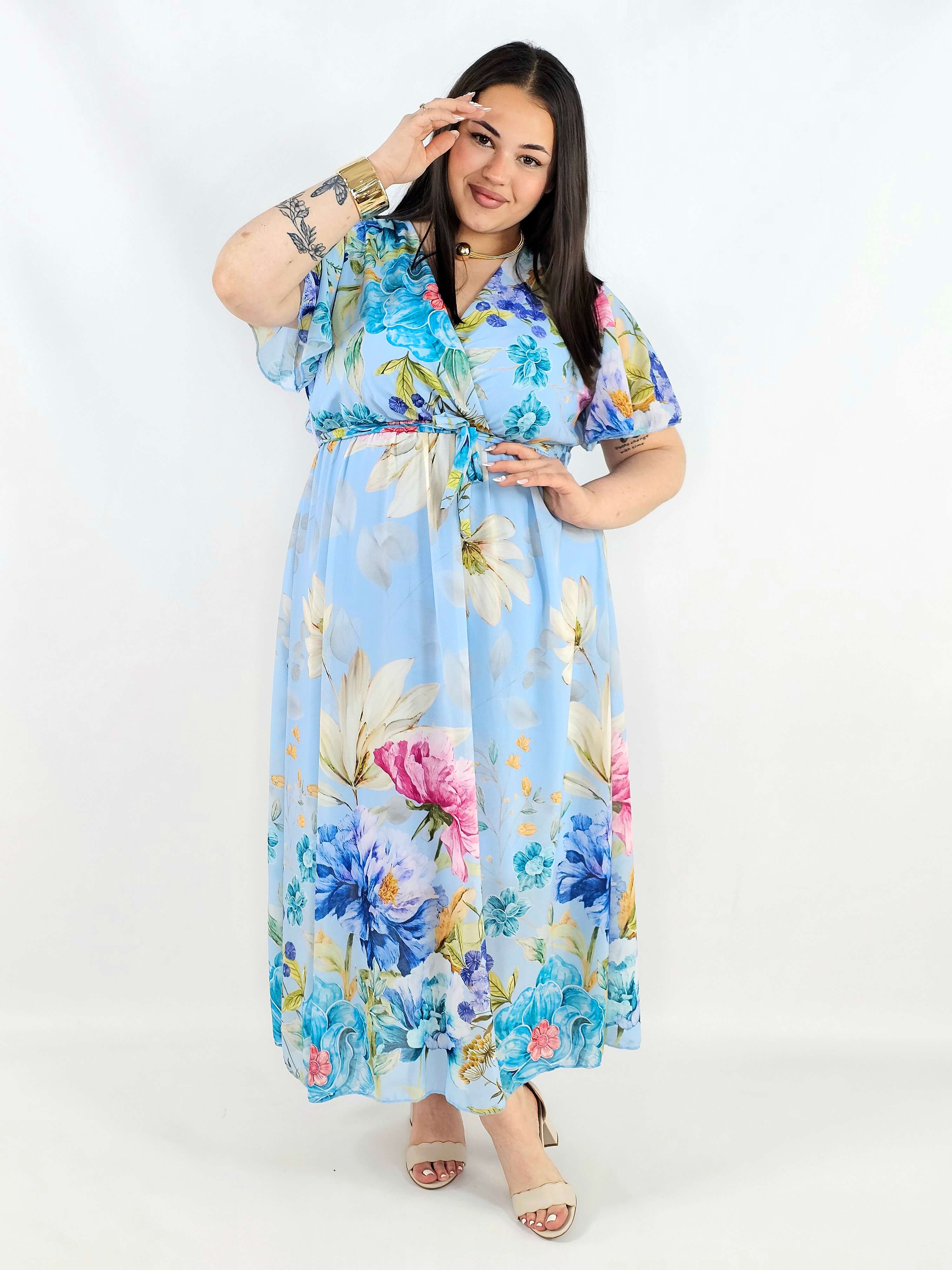 Sukienka plus size maxi błękitna w kwiaty XXL – idealna na komunię i wesele Stylowa XL