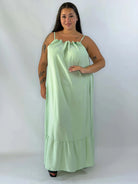 Sukienka plus size maxi na ramiączkach – lekka i kobieca propozycja na lato Stylowa XL