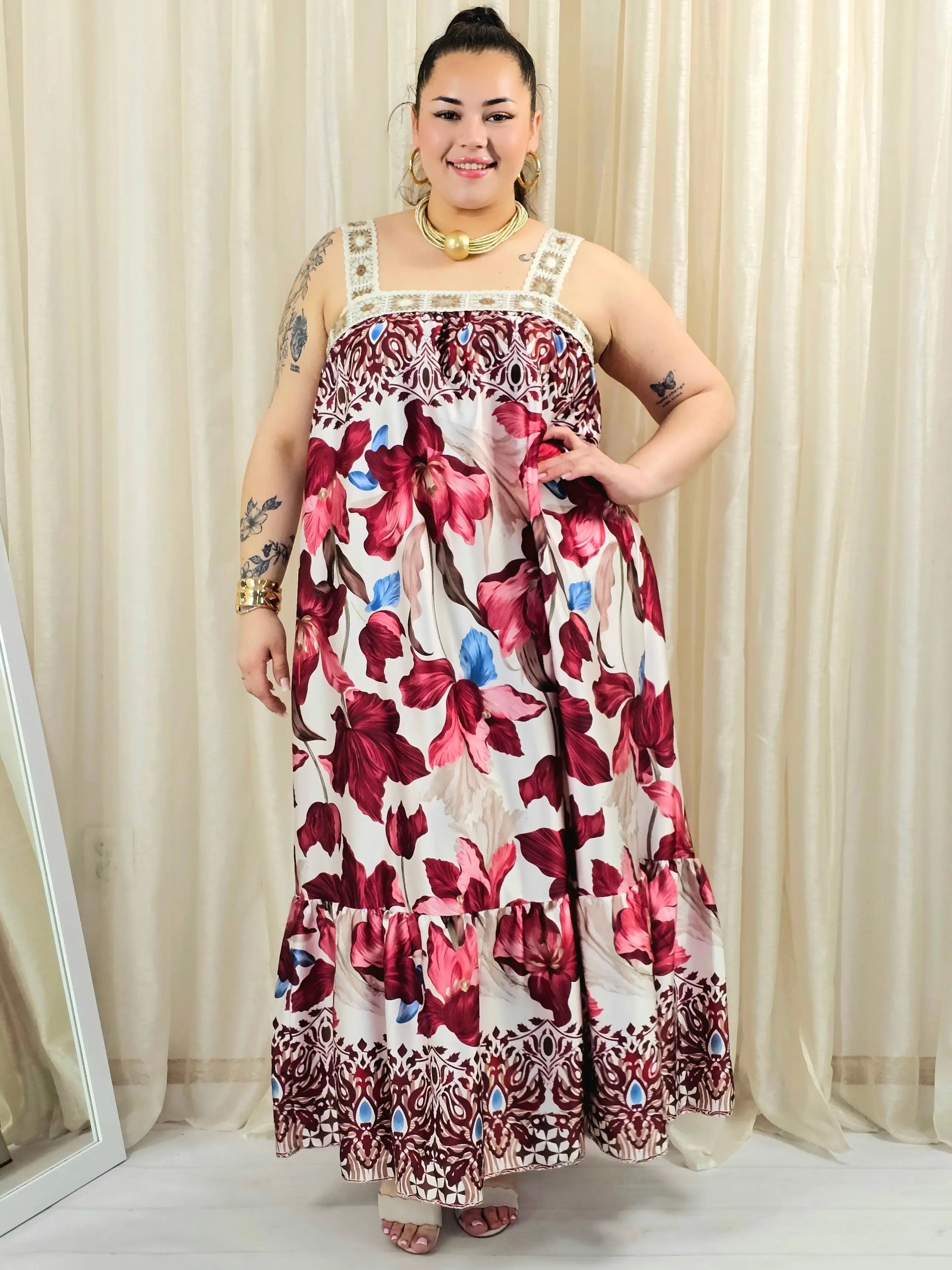 Sukienka plus size maxi na szerokich ramiączkach Stylowa XL