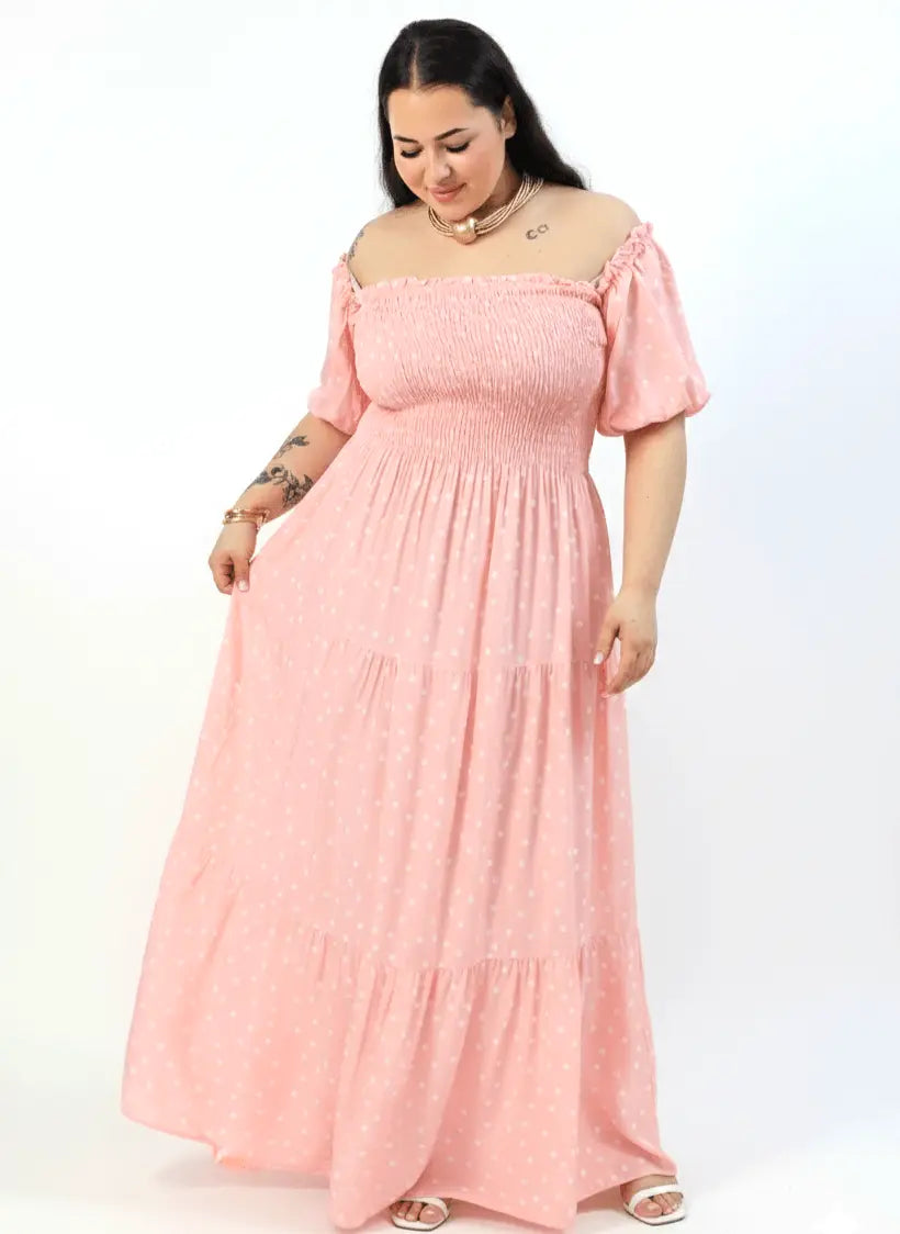 Sukienka plus size maxi w grochy – hiszpanka z marszczeniem XXL Stylowa XL
