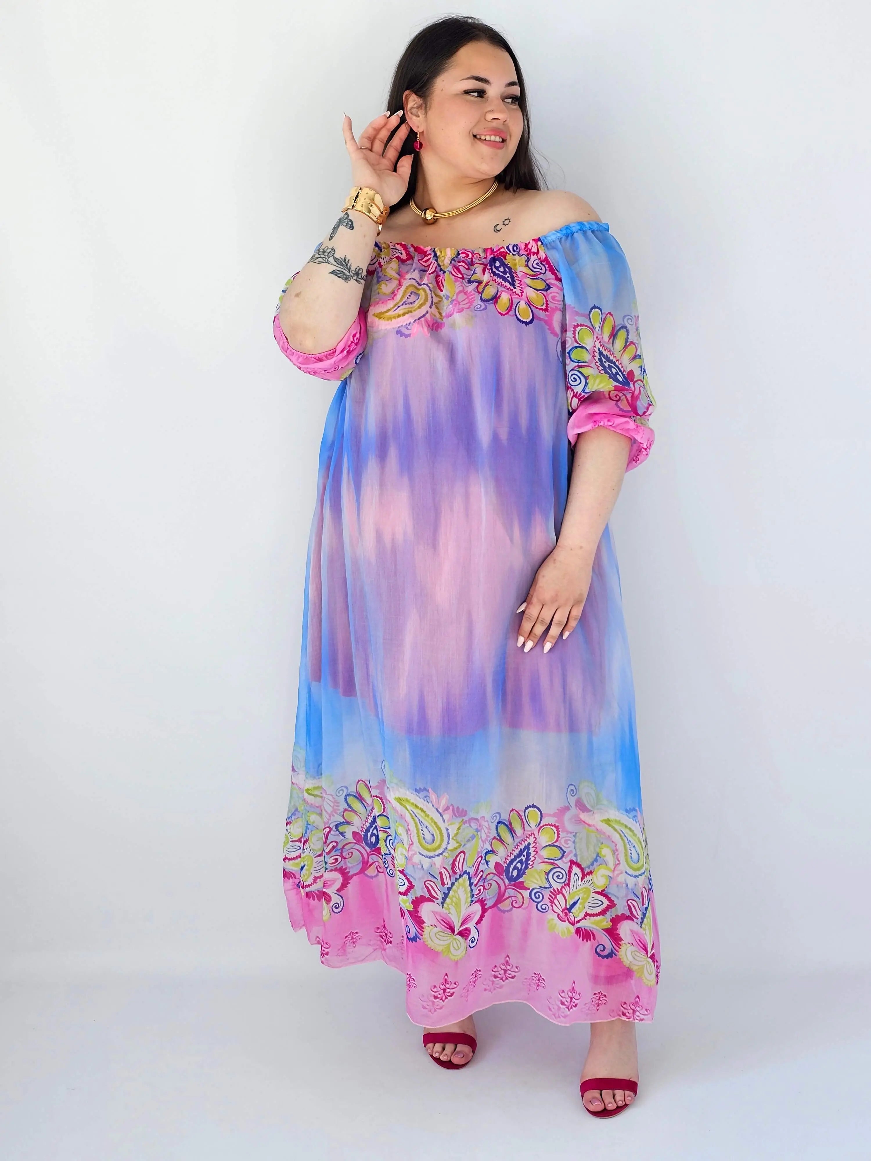 Sukienka plus size maxi w pastelowych odcieniach z etnicznym wzorem Stylowa XL