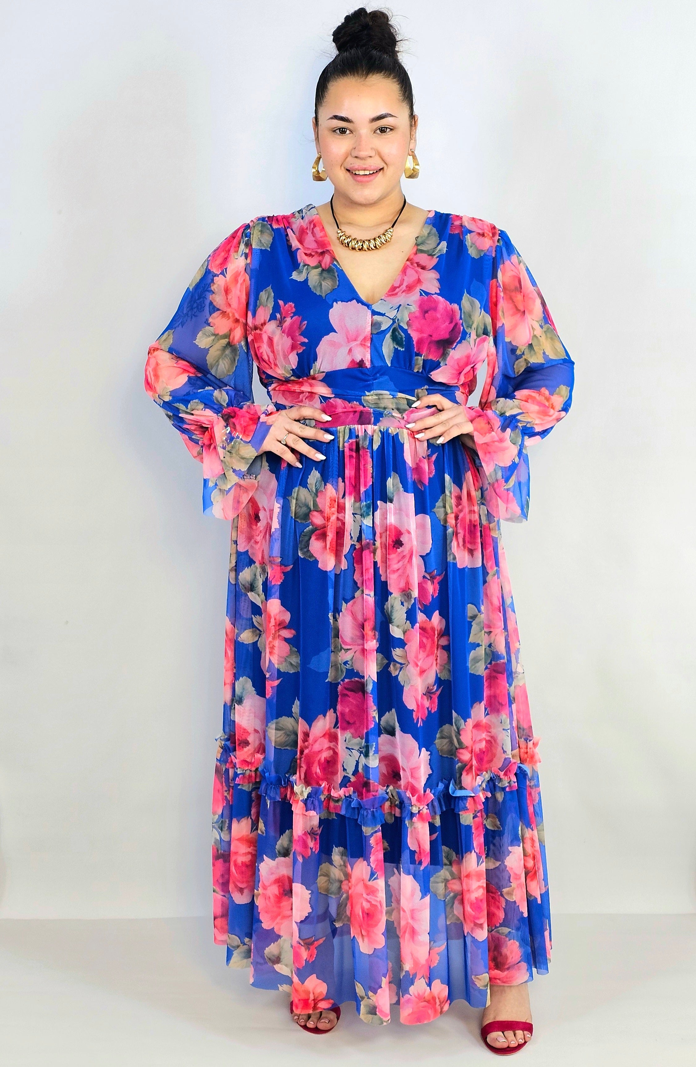 Sukienka plus size midi w kwiatowy print – elegancka i zwiewna propozycja dla kobiet XXL Stylowa XL