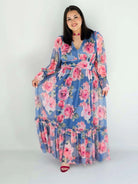 Sukienka plus size midi w kwiatowy print – elegancka i zwiewna propozycja dla kobiet XXL Stylowa XL