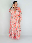 Sukienka plus size midi w kwiatowy print – elegancka i zwiewna propozycja dla kobiet XXL Stylowa XL