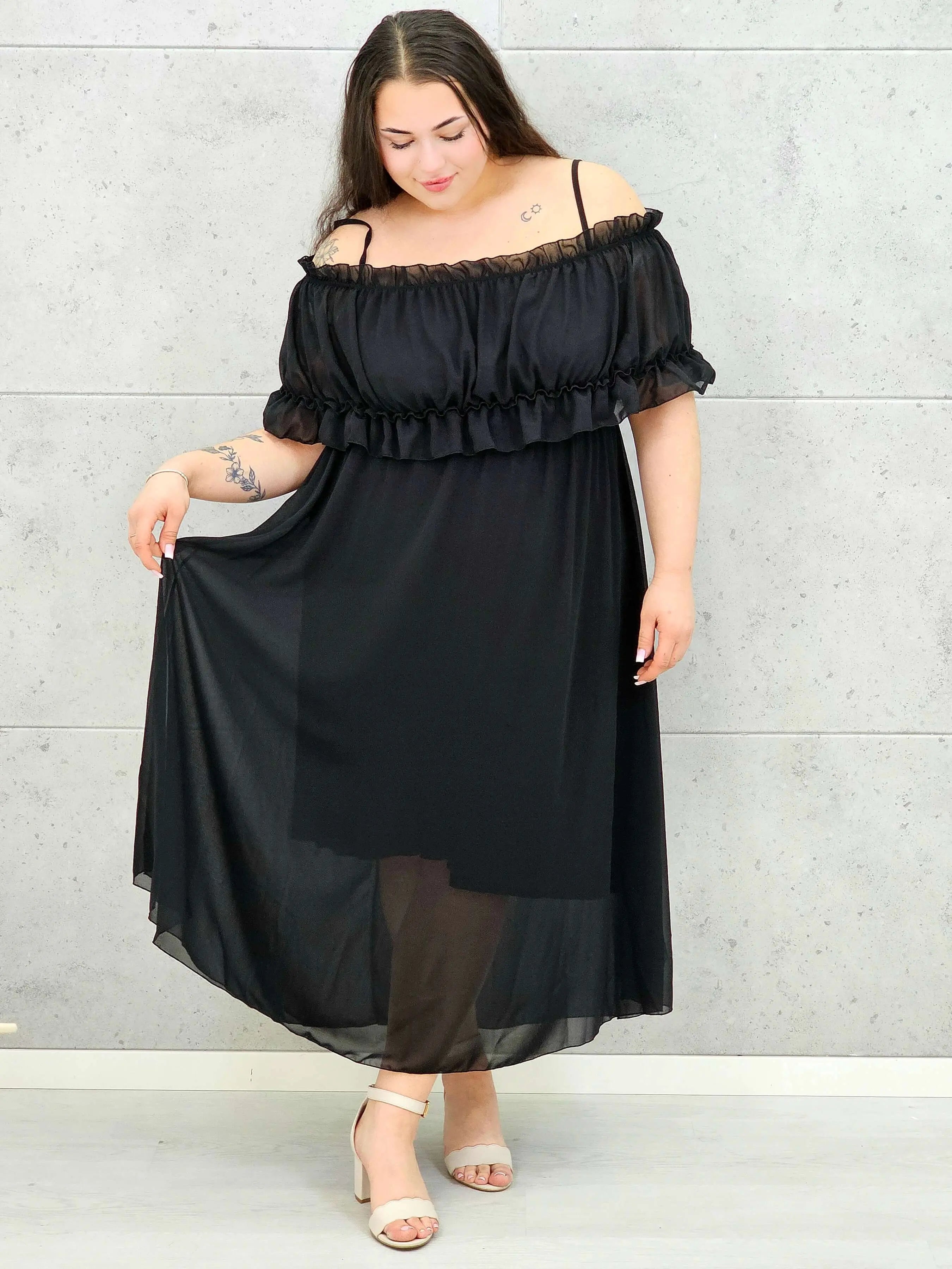 Sukienka plus size midi z falbaną i ramiączkami Stylowa XL