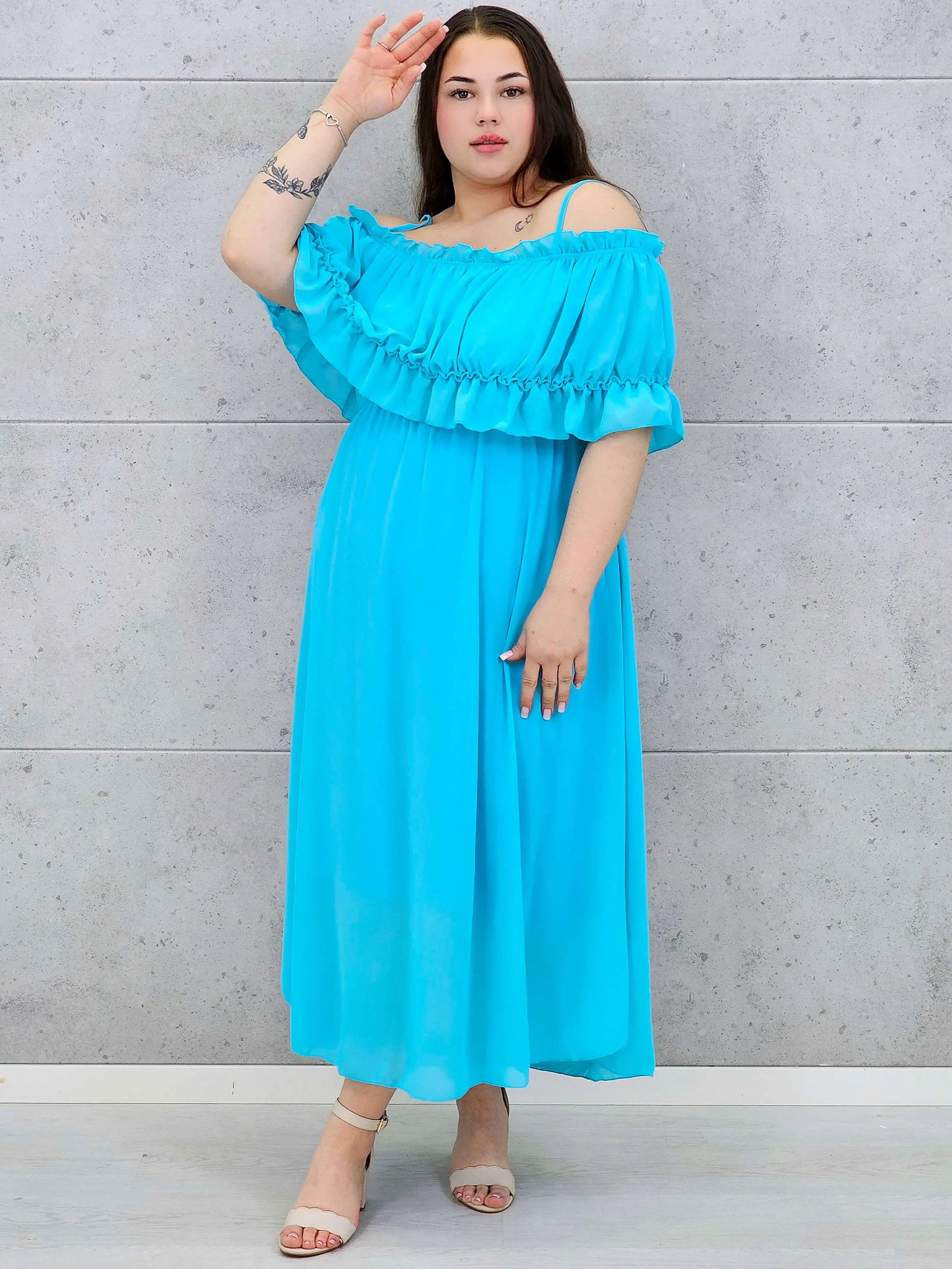 Sukienka plus size midi z falbaną i ramiączkami Stylowa XL