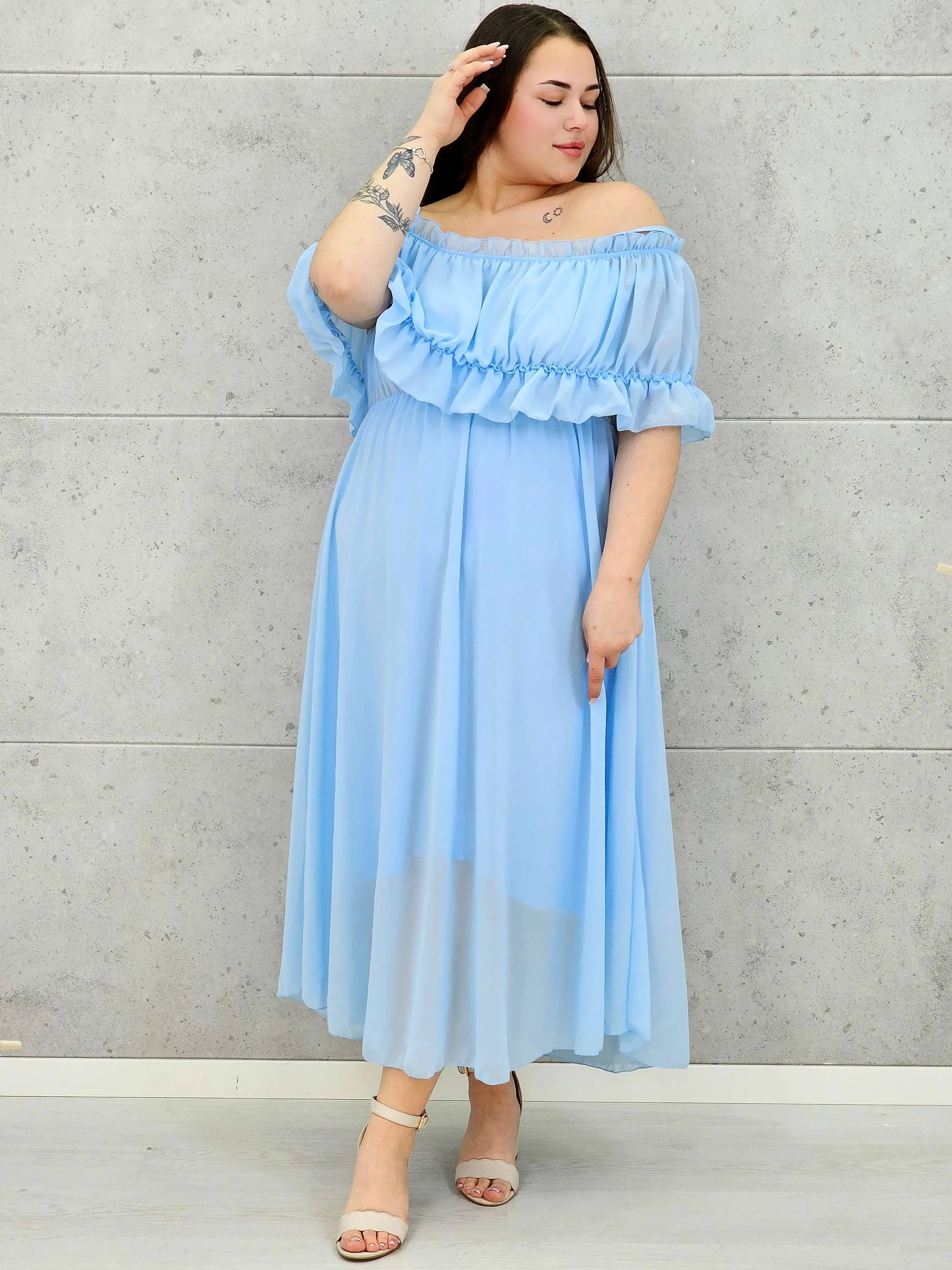 Sukienka plus size midi z falbaną i ramiączkami Stylowa XL