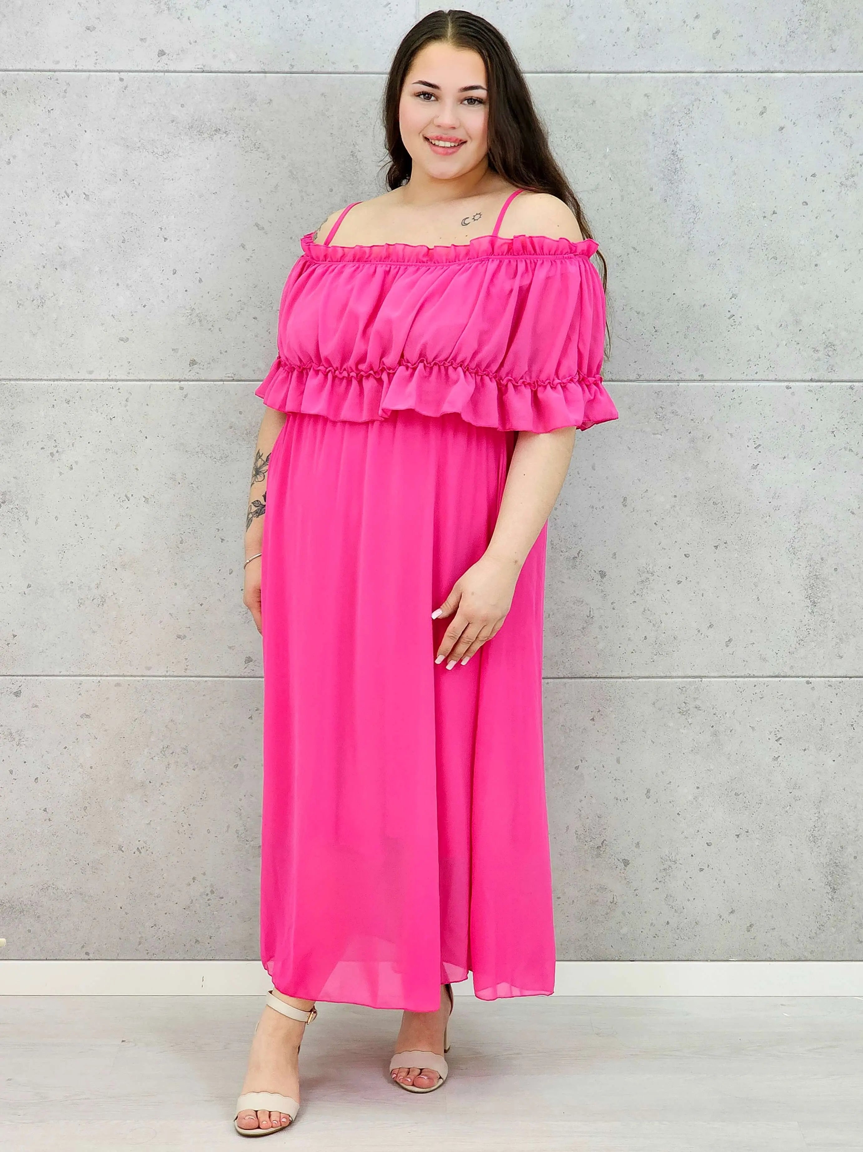 Sukienka plus size midi z falbaną i ramiączkami Stylowa XL