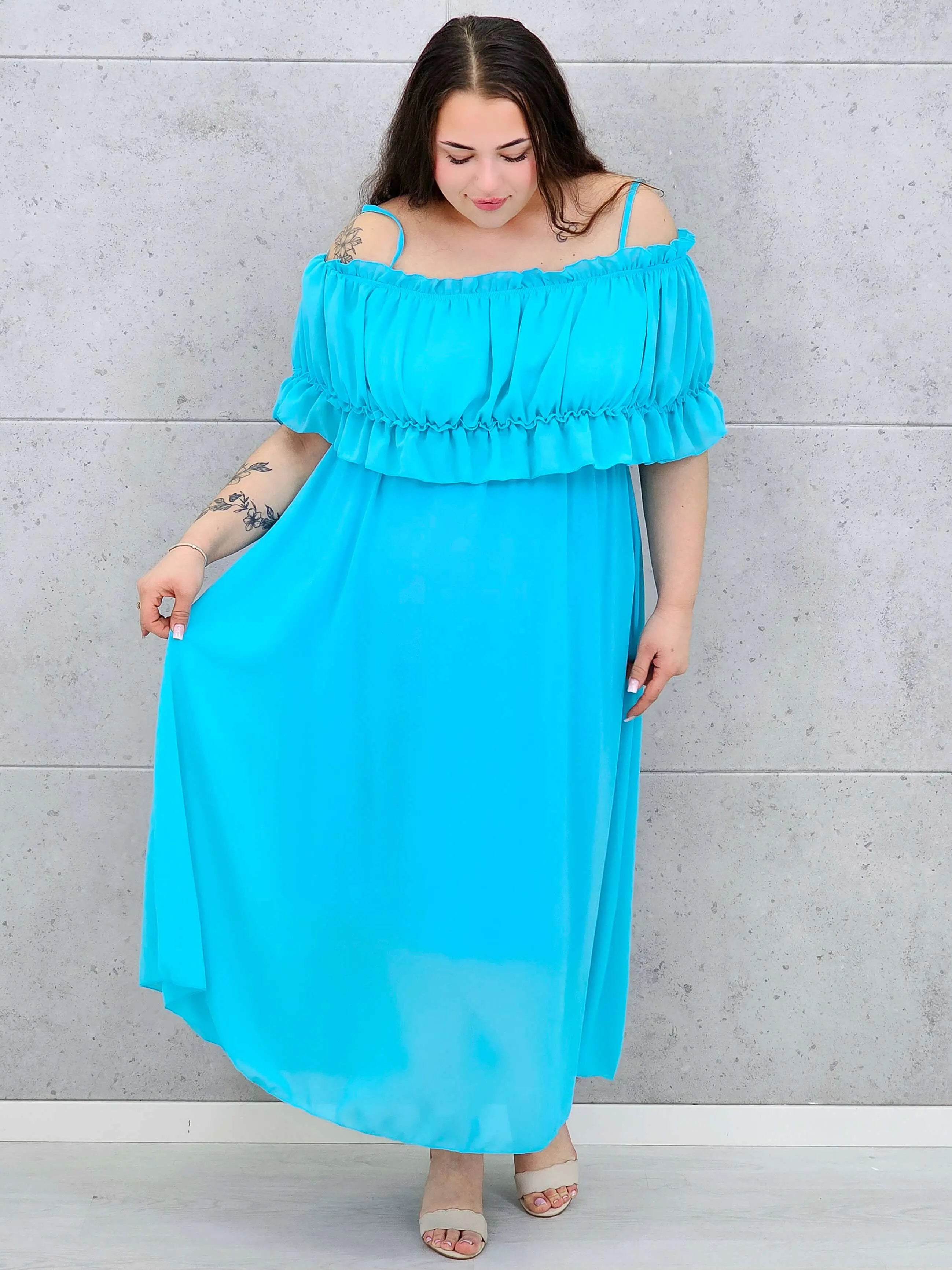 Sukienka plus size midi z falbaną i ramiączkami Stylowa XL