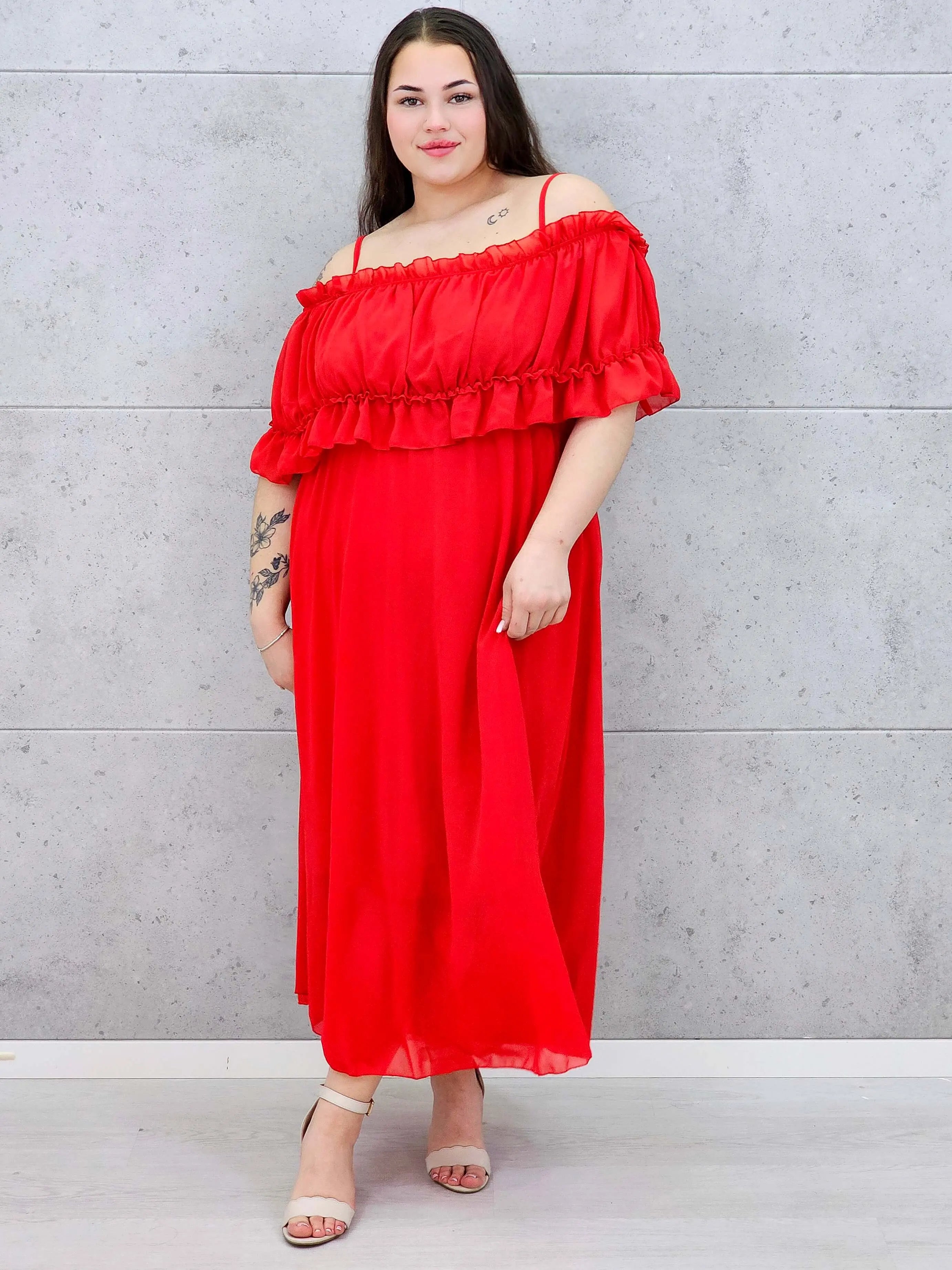 Sukienka plus size midi z falbaną i ramiączkami Stylowa XL