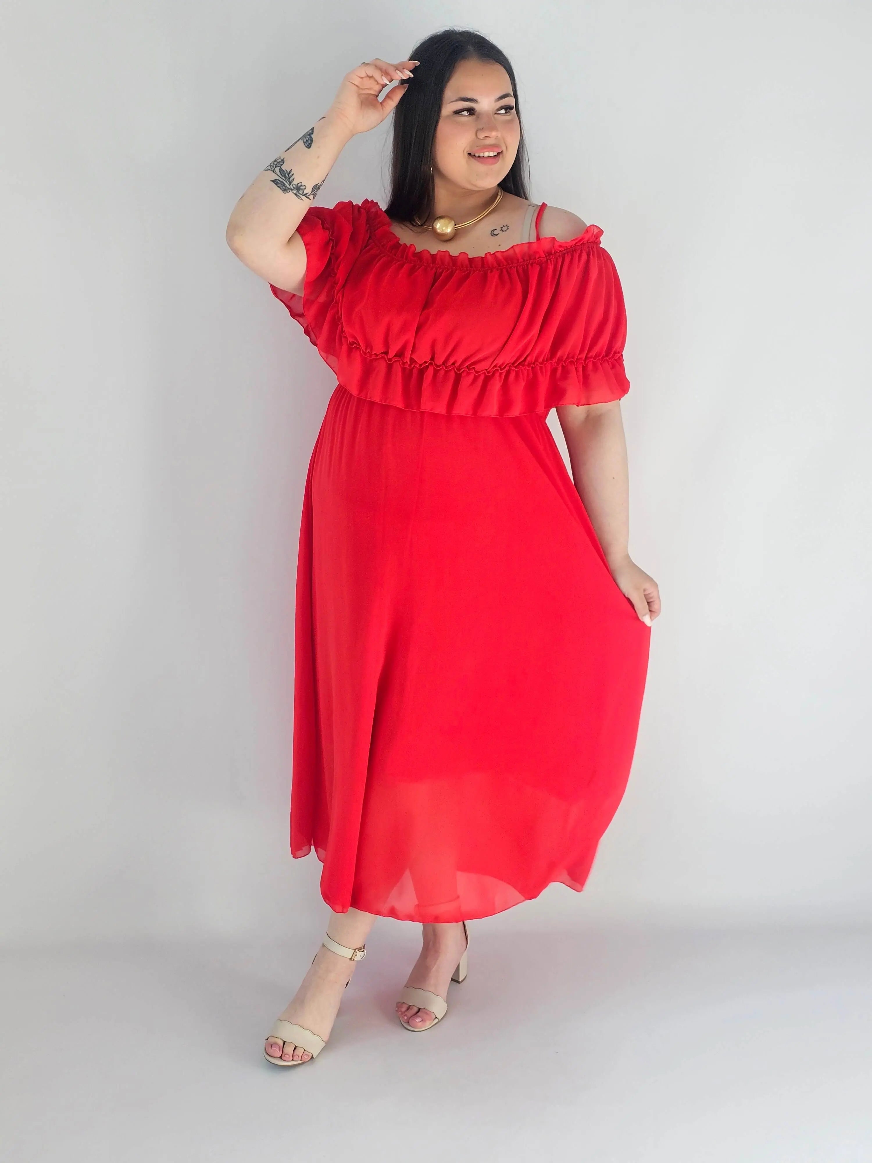 Sukienka plus size midi z falbaną i ramiączkami Stylowa XL