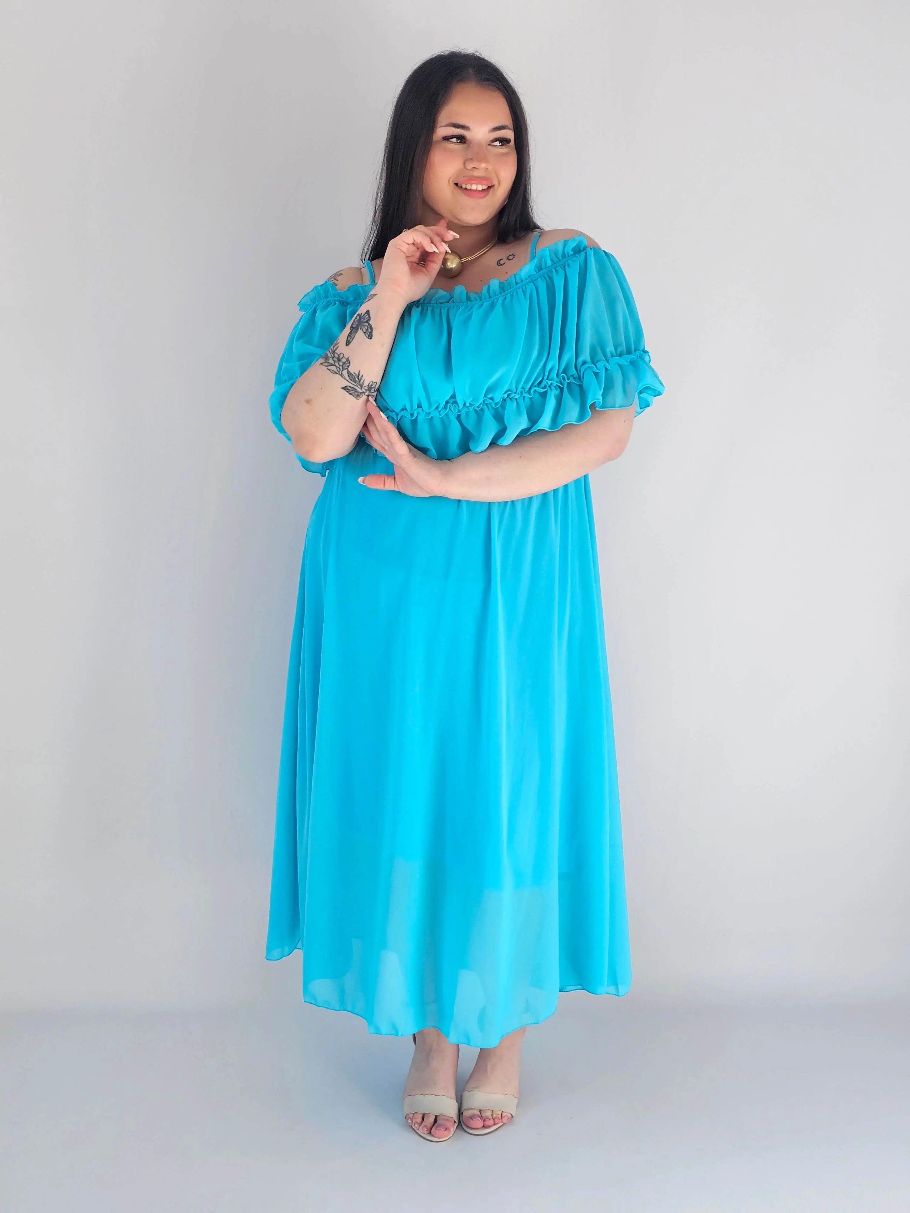 Sukienka plus size midi z falbaną i ramiączkami Stylowa XL