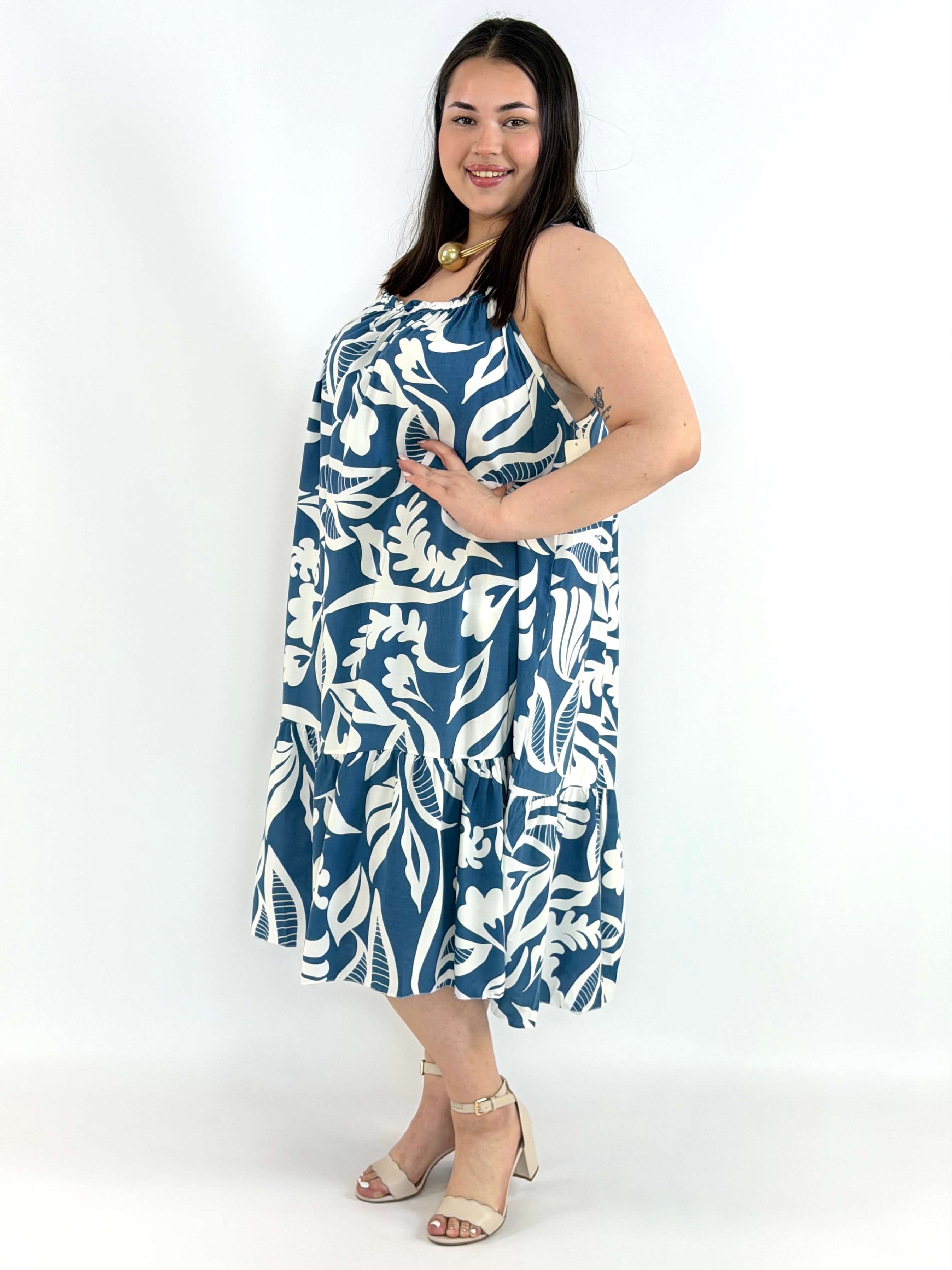 Sukienka plus size na ramiączkach z printem – lekka i wygodna sukienka XXL Stylowa XL