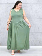 Sukienka plus size o kobiecym fasonie i swobodnym kroju Stylowa XL