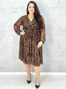 Sukienka plus size panterka kopertowa – elegancka sukienka XXL o kobiecym kroju Stylowa XL