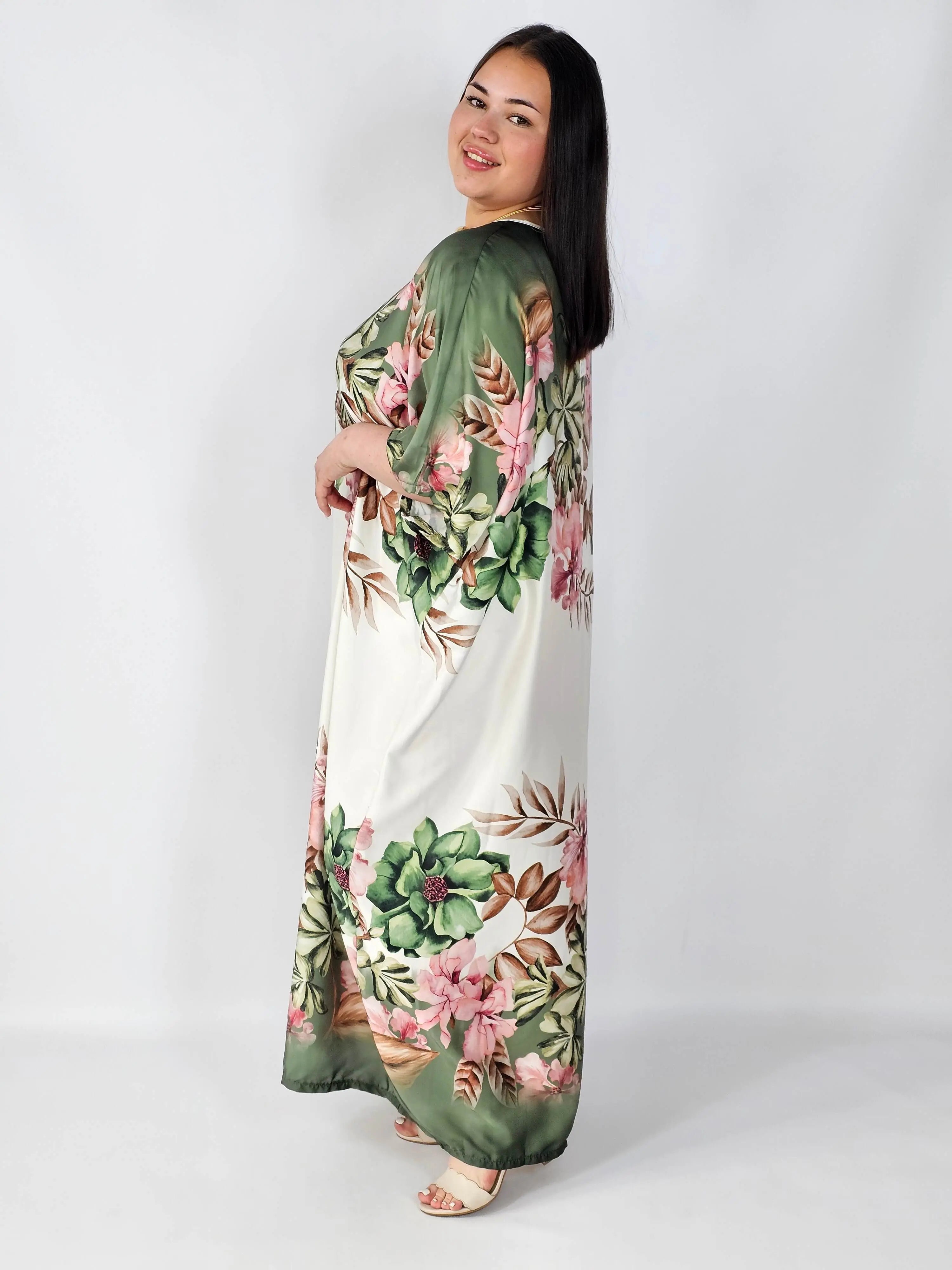Sukienka plus size satynowa – elegancka sukienka XXL z połyskiem Stylowa XL