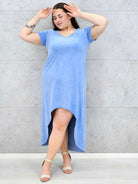 Sukienka plus size -sukienka midi z krótkim rękawem i asymetrycznym dołem Stylowa XL