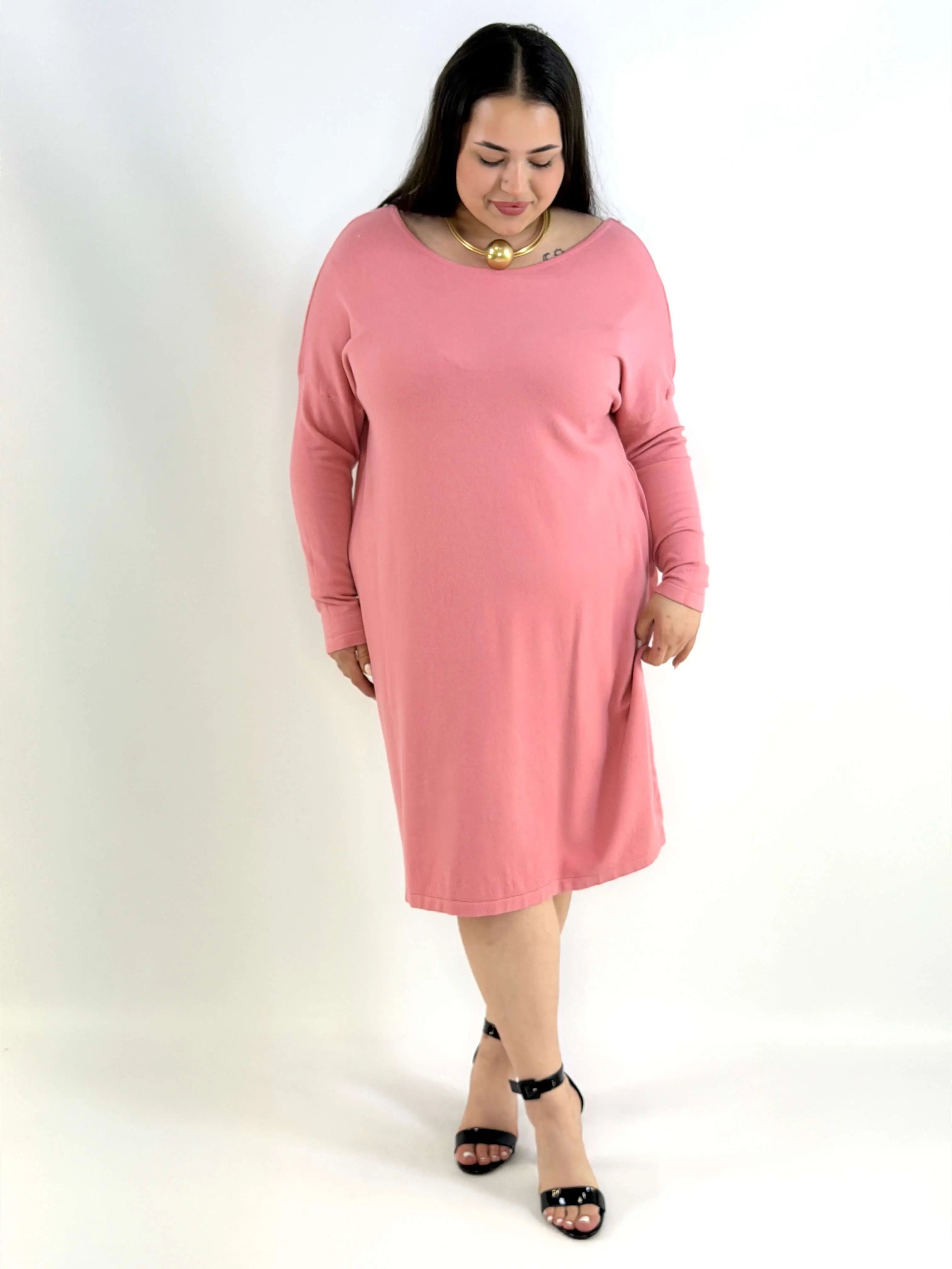 Sukienka plus size sweterkowa różowa – wygodna sukienka XXL na co dzień Stylowa XL