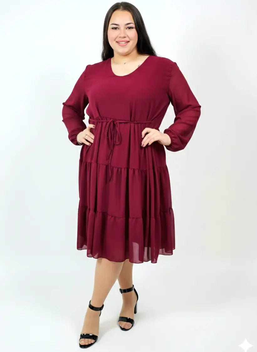 Sukienka plus size szyfonowa z falbanami – lekka i kobieca XXL Stylowa XL
