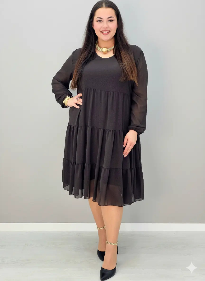 Sukienka plus size szyfonowa z falbanami – lekka i kobieca XXL Stylowa XL