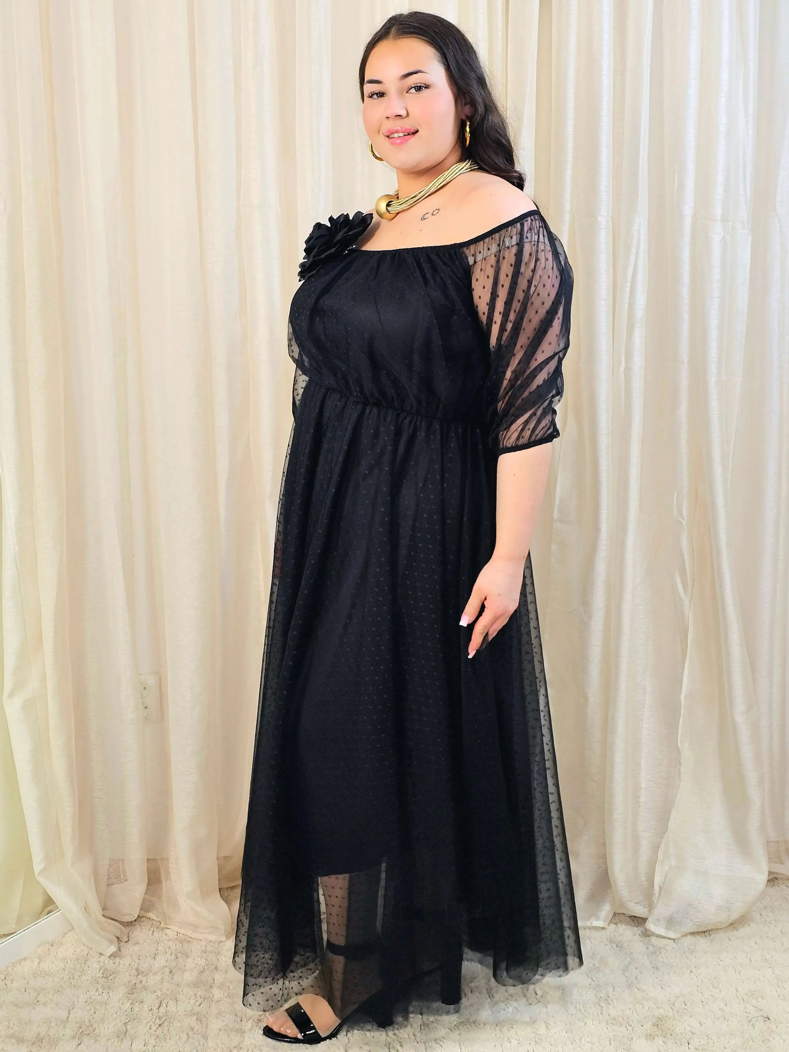 Sukienka plus size tiulowa maxi z dekoltem hiszpanka – elegancka sukienka XXL Stylowa XL Stylowa XL