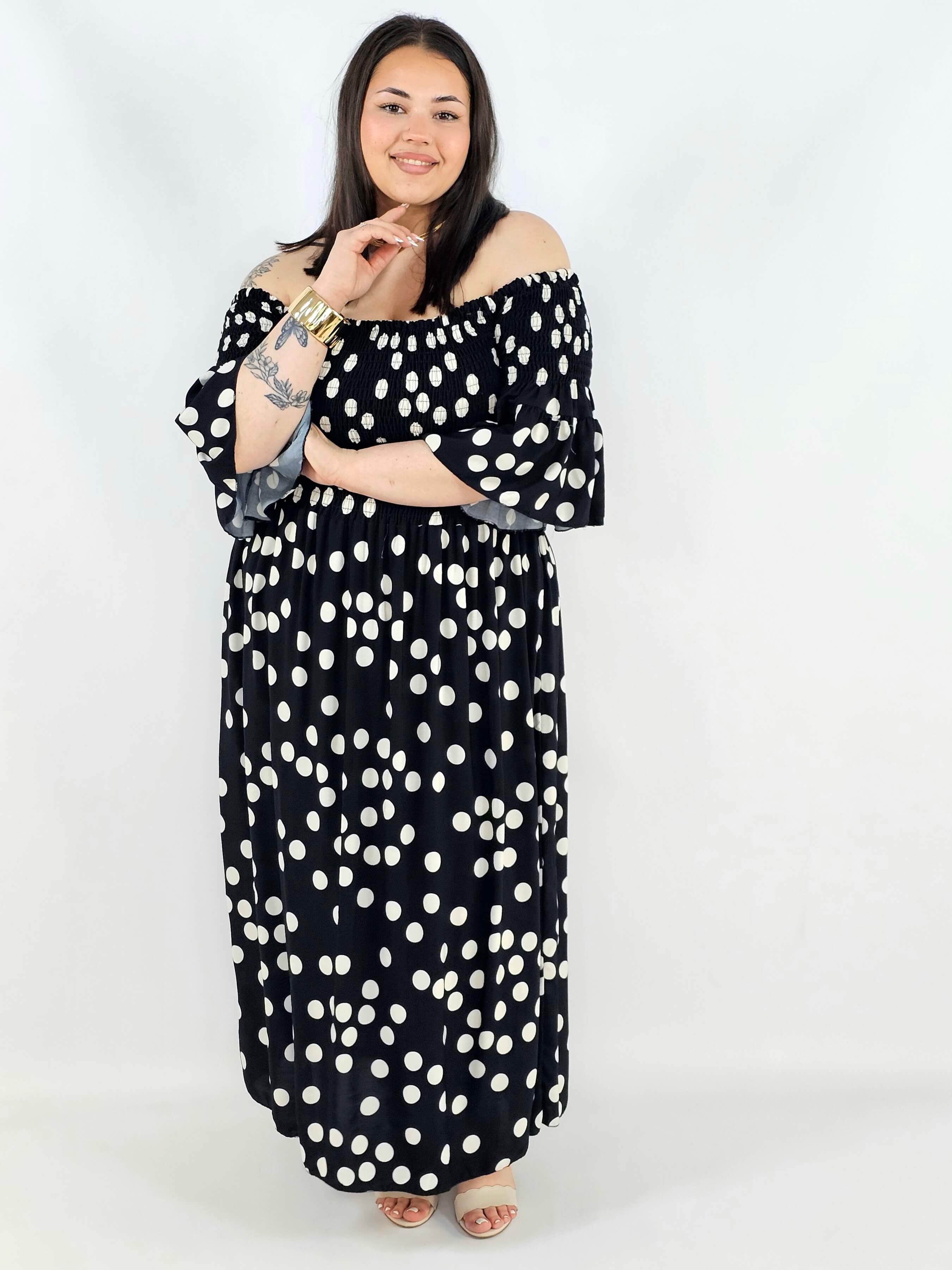 Sukienka plus size w groszki XXL – elegancka hiszpanka na komunię i wesele Stylowa XL