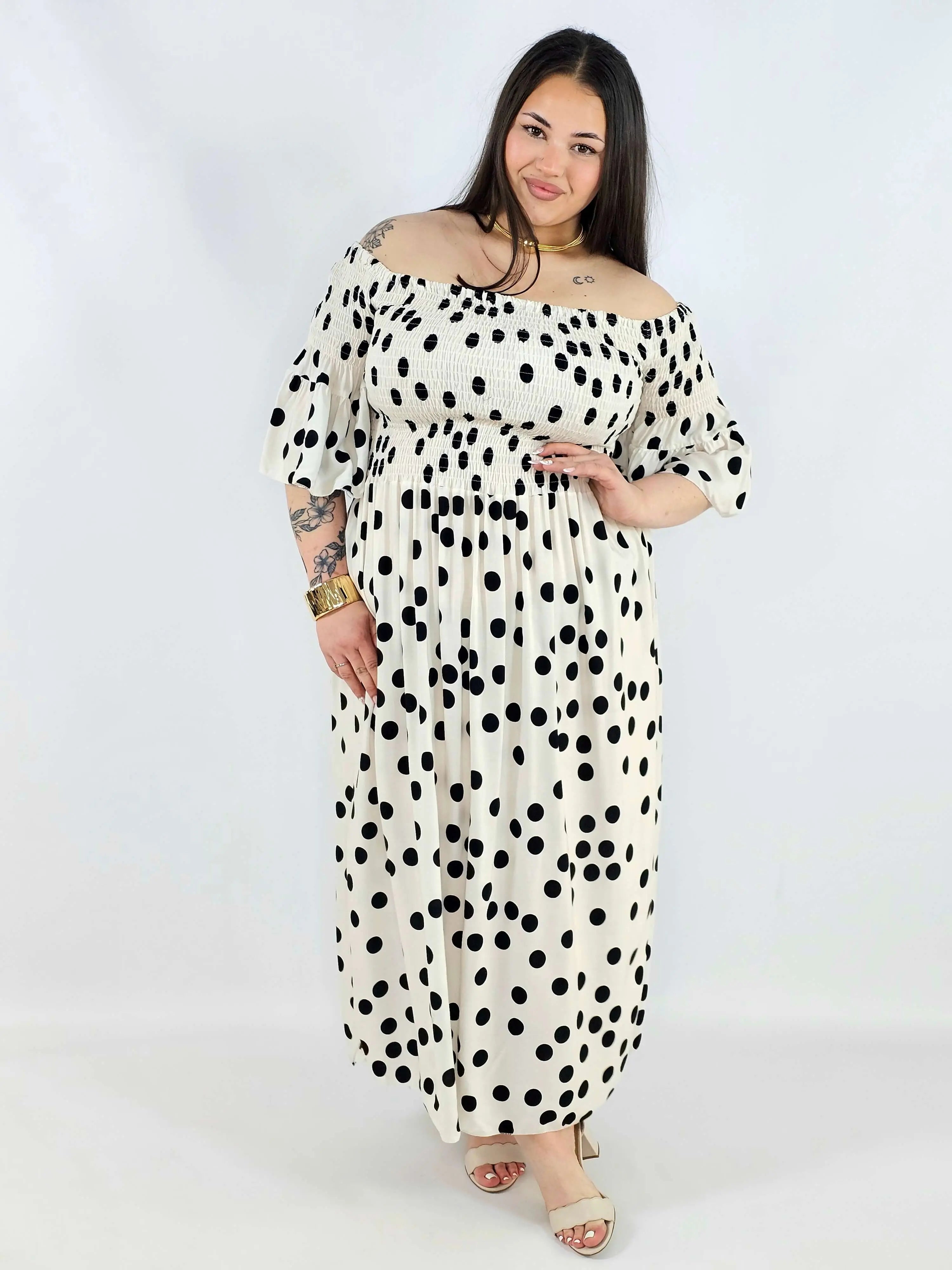 Sukienka plus size w groszki XXL – elegancka hiszpanka na komunię i wesele Stylowa XL