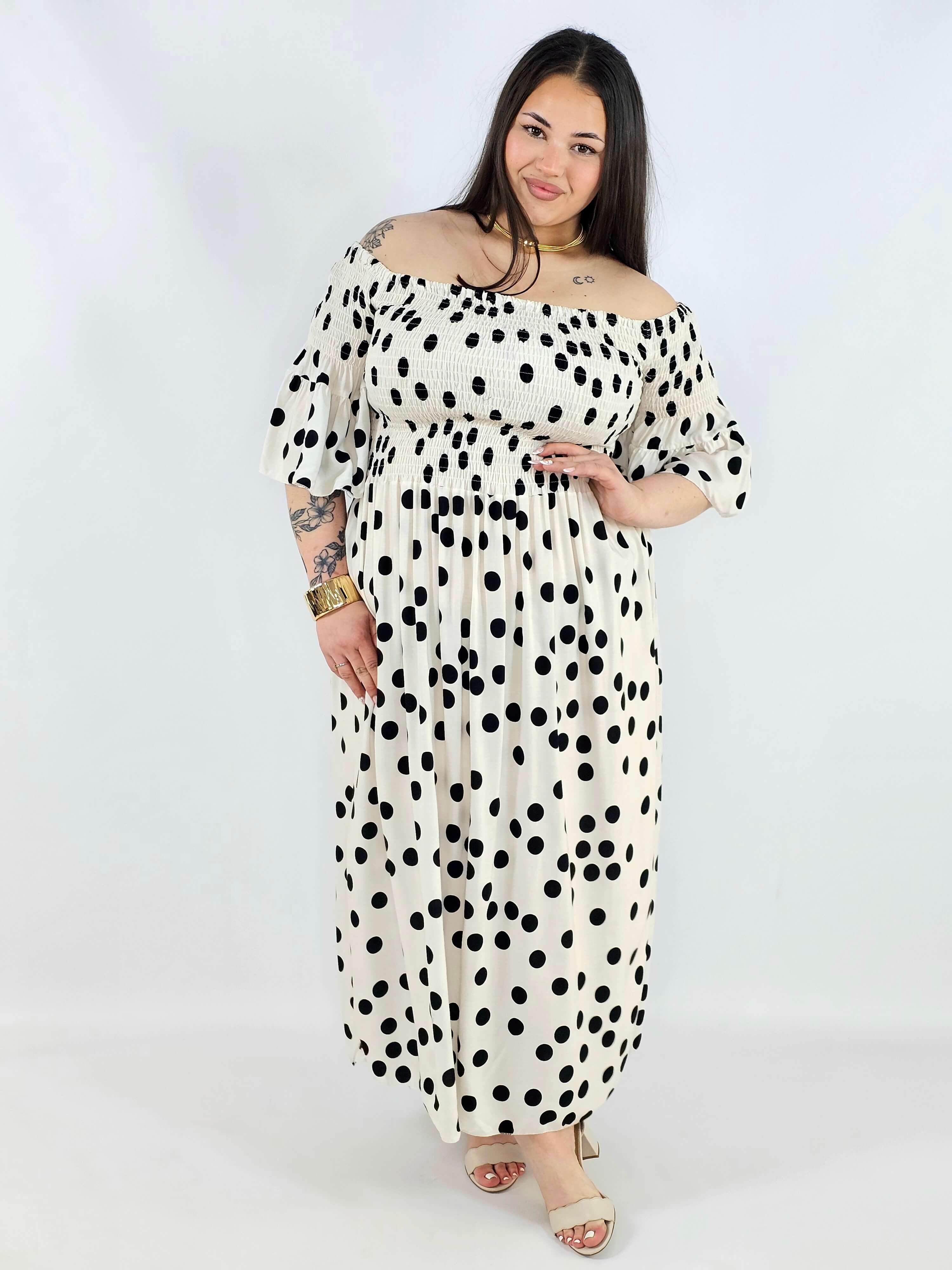 Sukienka plus size w groszki XXL – elegancka hiszpanka na komunię i wesele Stylowa XL