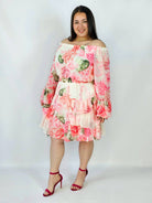 Sukienka plus size w kwiatowy wzór z falbaną – lekka i kobieca stylizacja XXL Stylowa XL