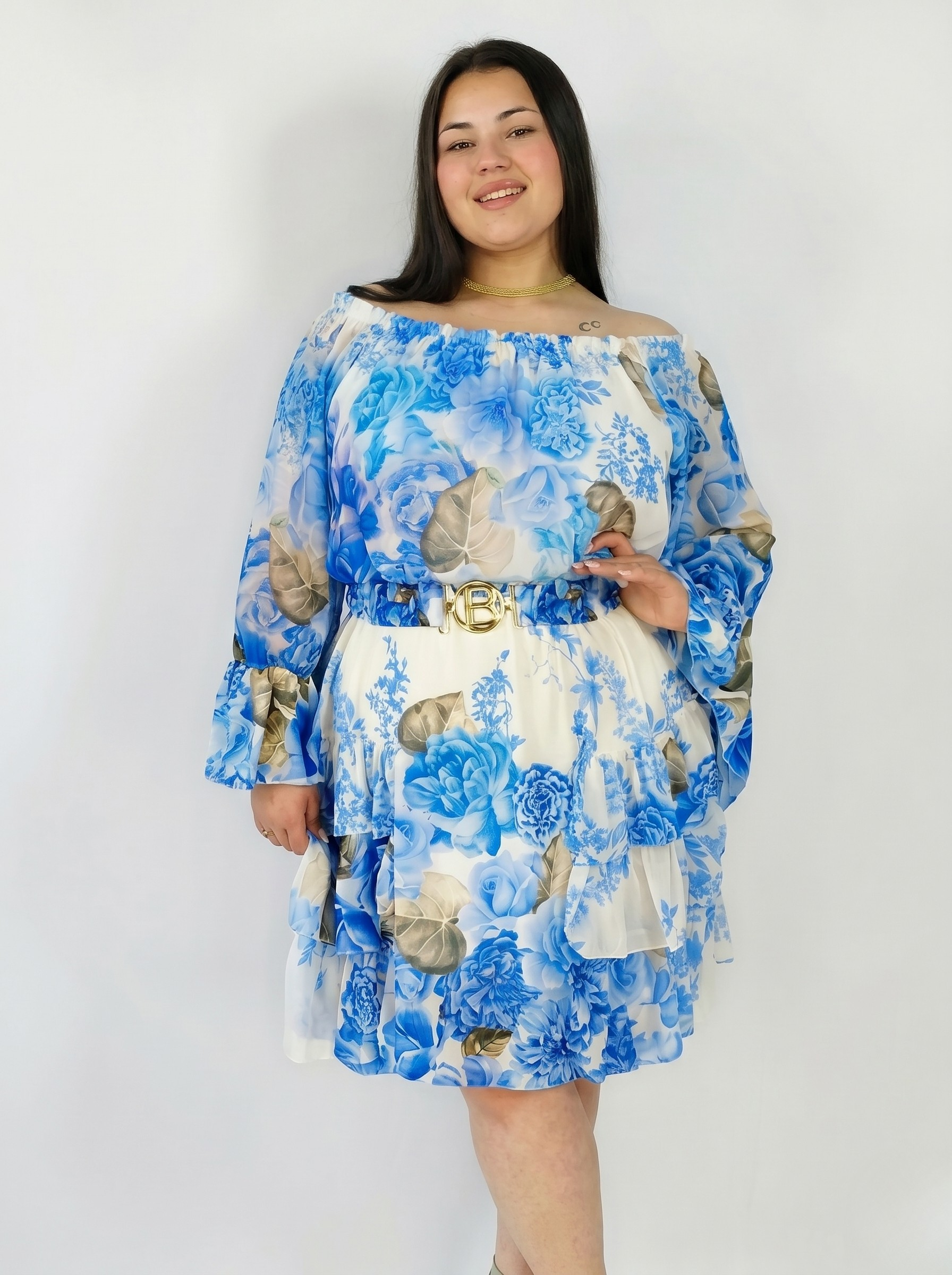 Sukienka plus size w kwiatowy wzór z falbaną – lekka i kobieca stylizacja XXL Stylowa XL