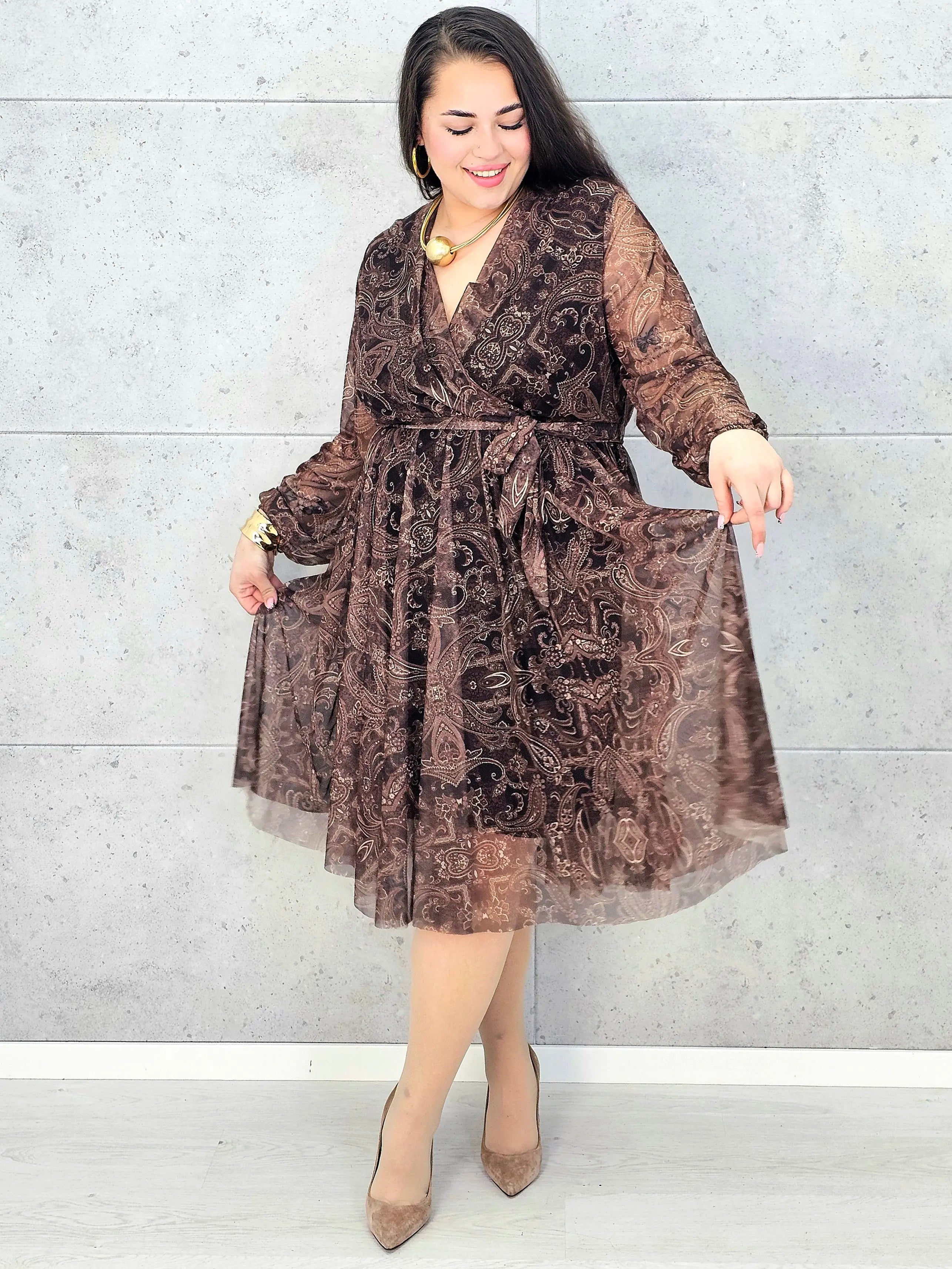 Sukienka plus size w orientalny wzór – elegancja i lekkość dla kobiet XXL Stylowa XL