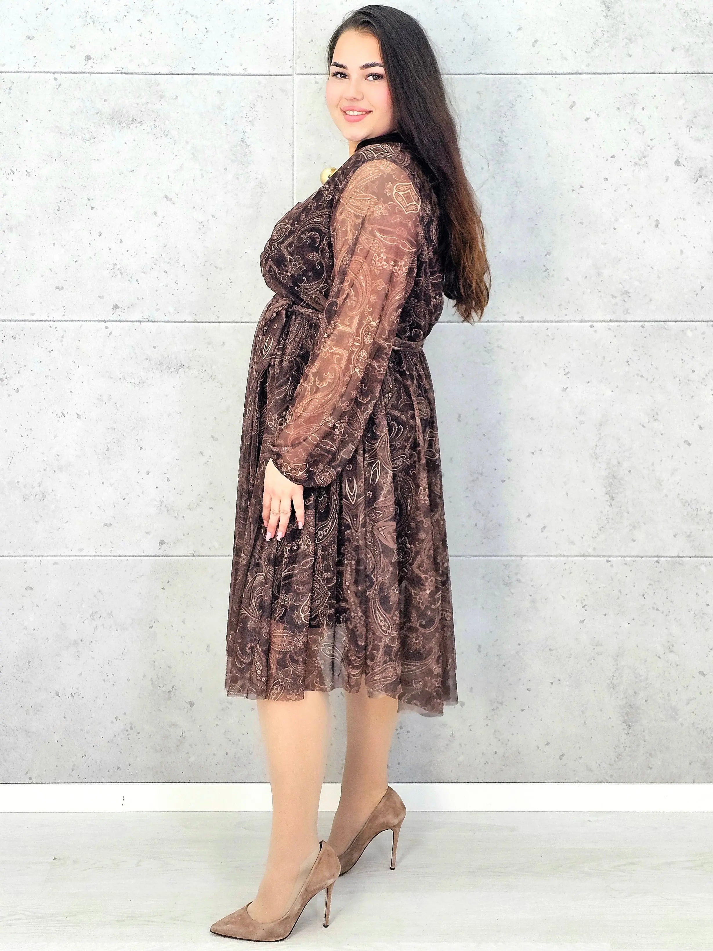 Sukienka plus size w orientalny wzór – elegancja i lekkość dla kobiet XXL Stylowa XL