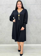 Sukienka plus size z dekoltem V – czarna, bordowa i czerwona Stylowa XL - Stylowa XL