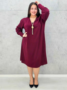 Sukienka plus size z dekoltem V – czarna, bordowa i czerwona Stylowa XL - Stylowa XL