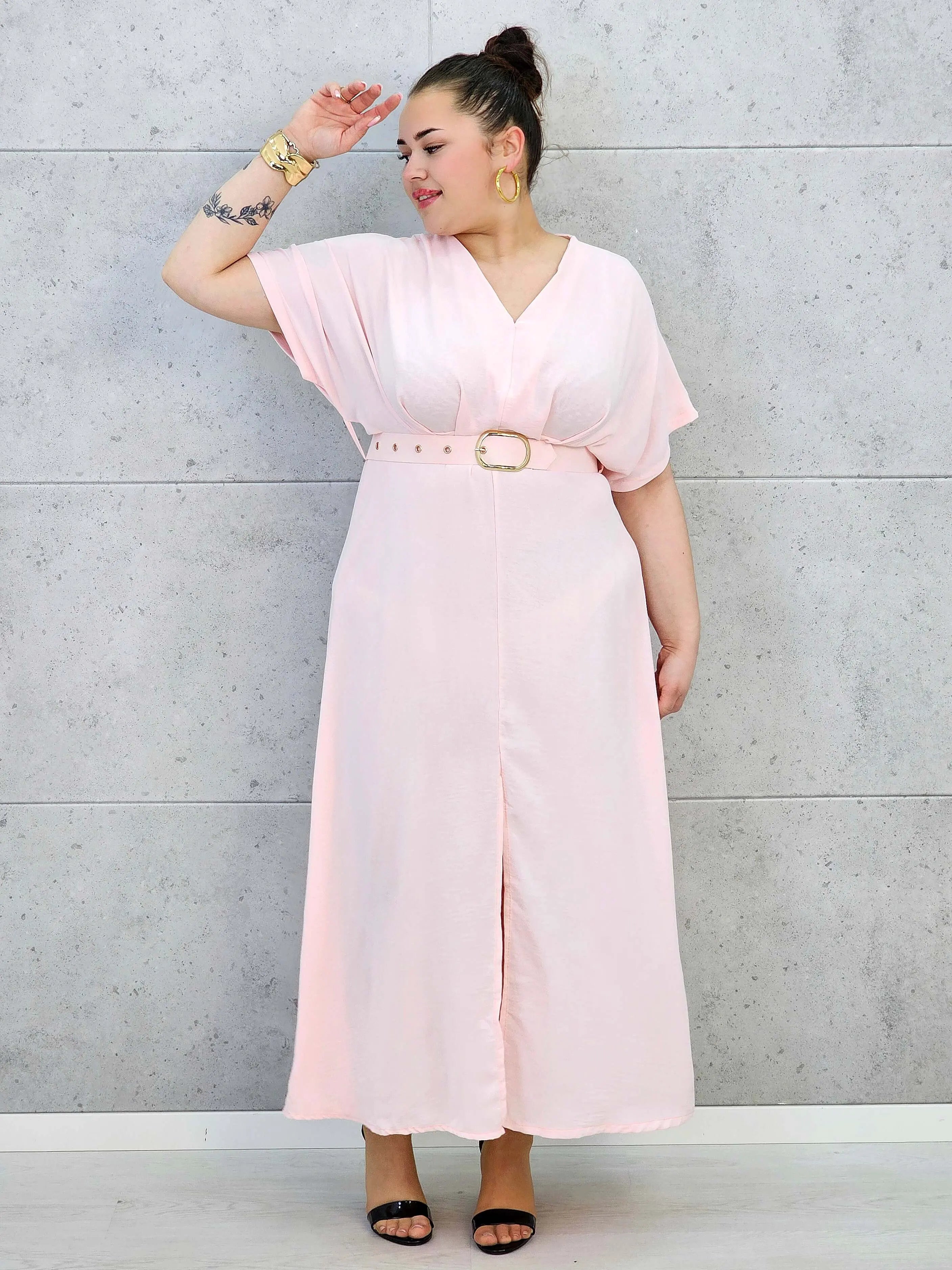 Sukienka plus size z dekoltem V i paskiem w talii Stylowa XL