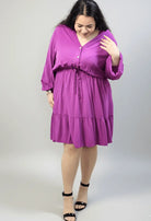 Sukienka plus size z dekoltem V i wiązaniem – kobieca sukienka XXL z falbaną Stylowa XL