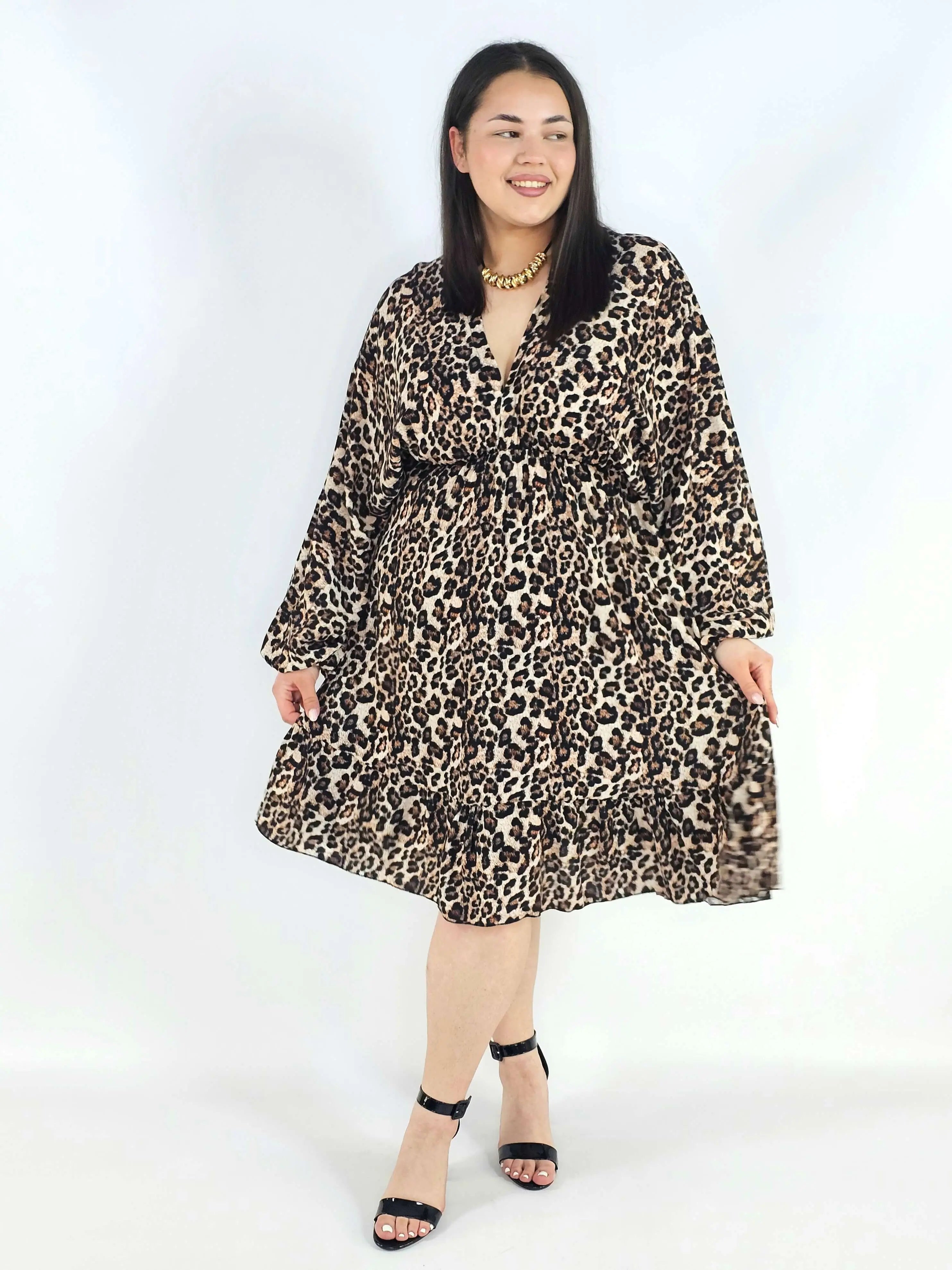 Sukienka plus size z dekoltem V i wiązaniem – lekka sukienka damska XXL z elastyczną talią Stylowa XL